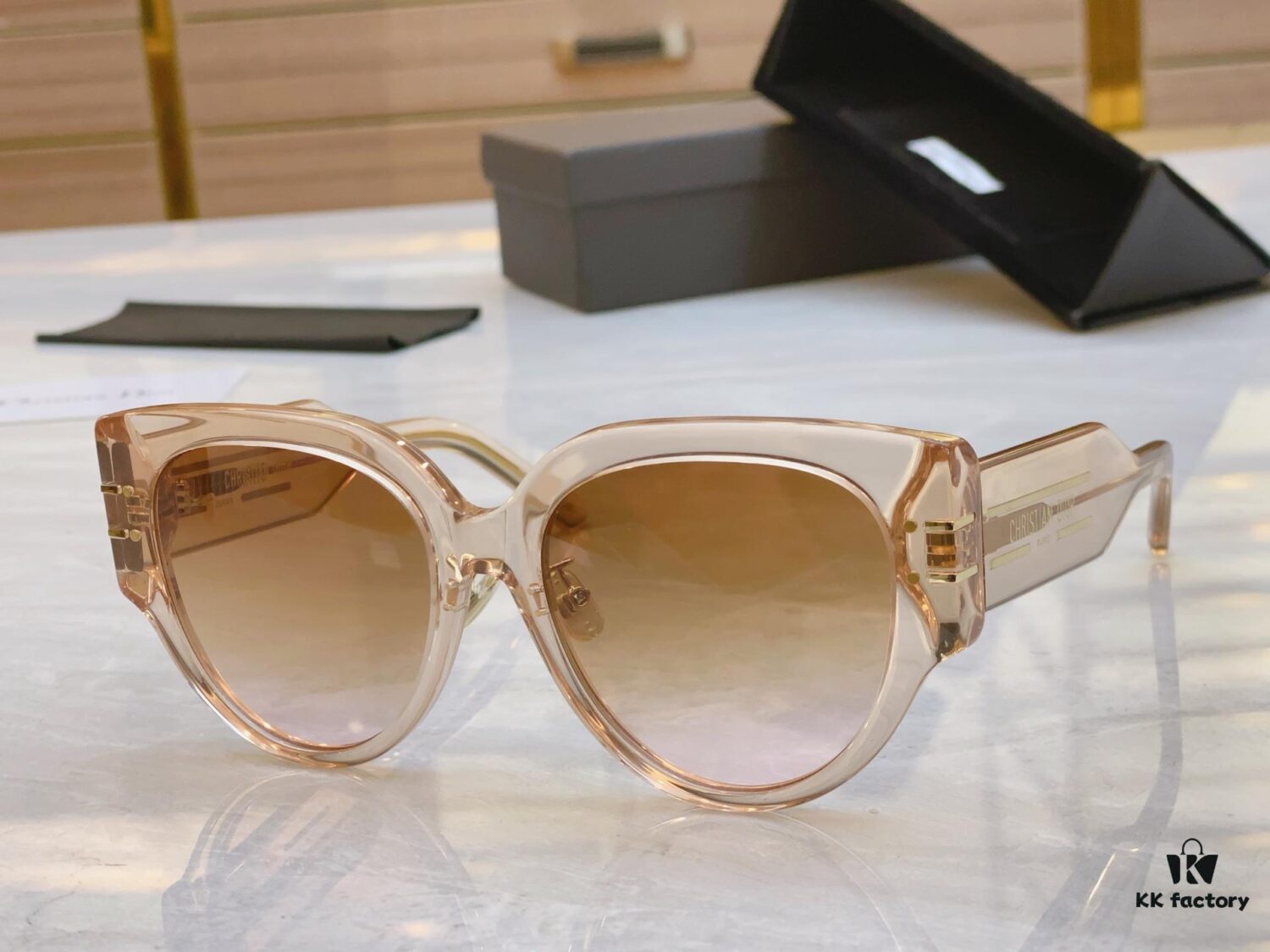 6931fec63a89a121ed54ed26 Dior New Arrival Sunglasses, Model: Dior Oblique R2F, Size: 55□18-140