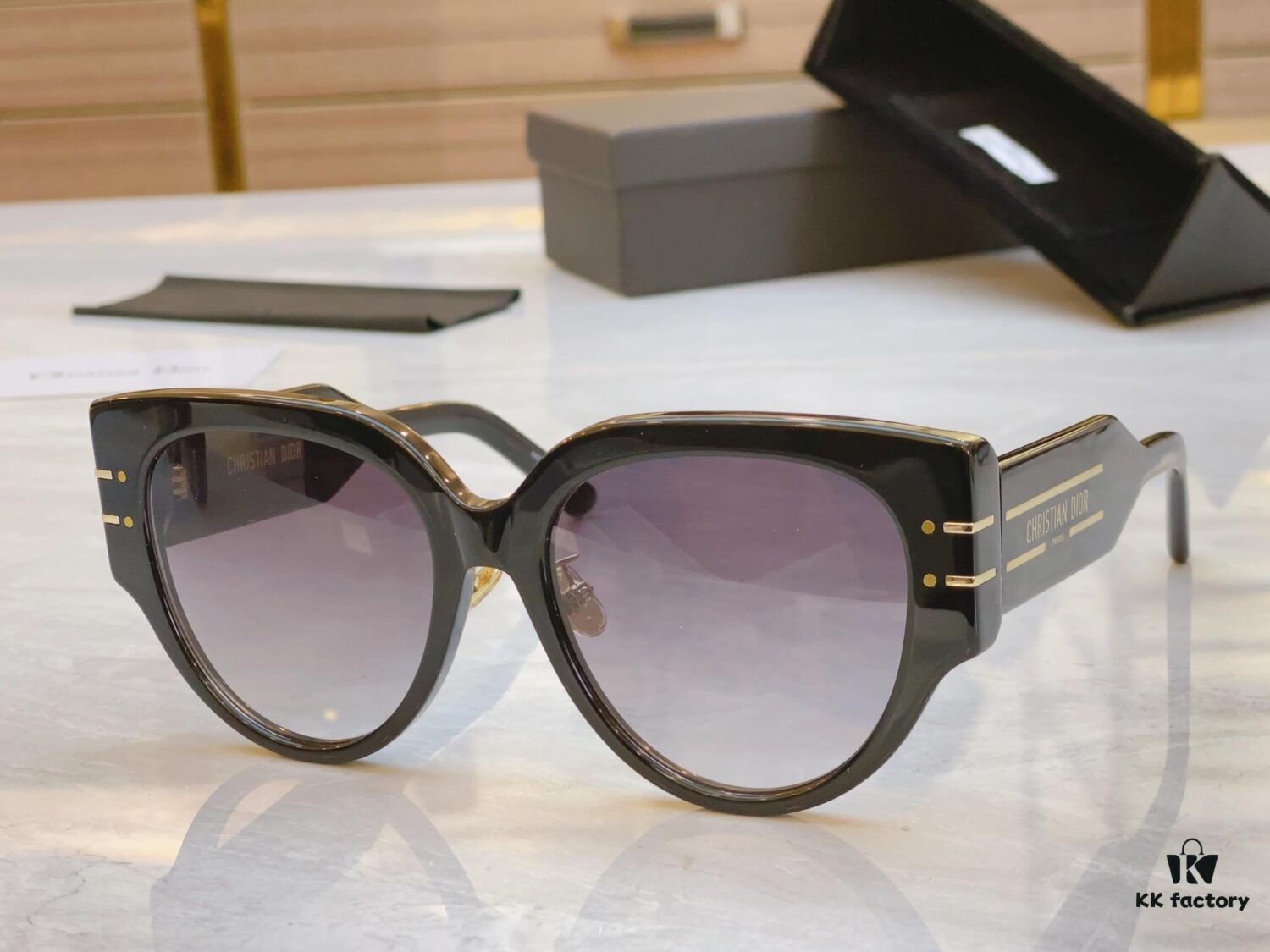 6931fec63a89a121ed54ed27 Dior New Arrival Sunglasses, Model: Dior Oblique R2F, Size: 55□18-140