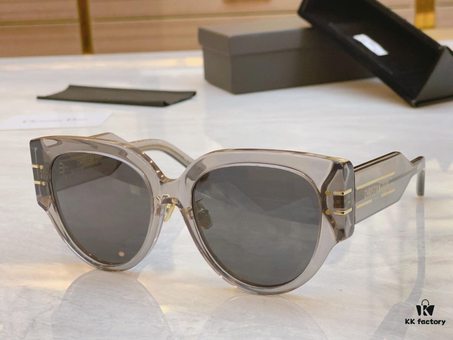 6931fec63a89a121ed54ed28 Dior New Arrival Sunglasses, Model: Dior Oblique R2F, Size: 55□18-140