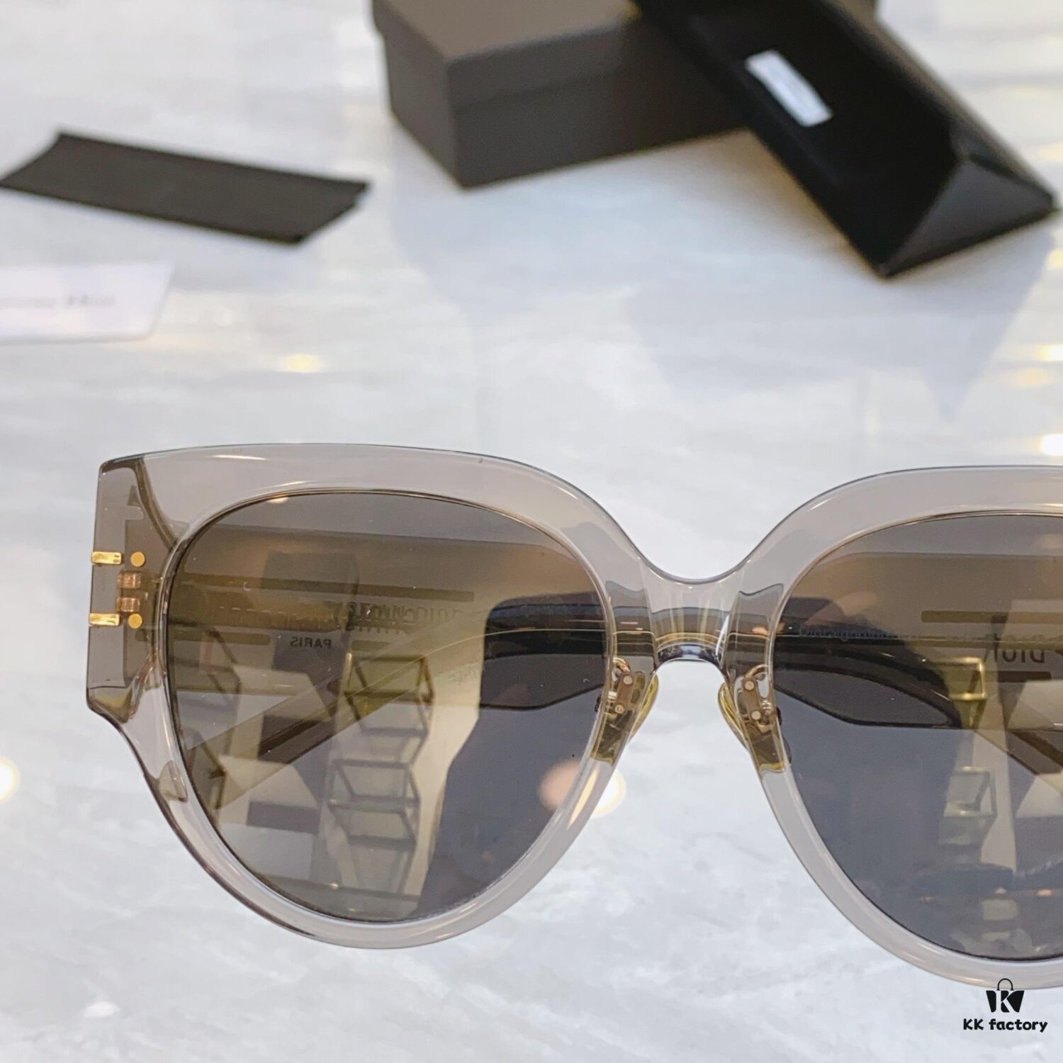 6931fec63a89a121ed54ed2c Dior New Arrival Sunglasses, Model: Dior Oblique R2F, Size: 55□18-140
