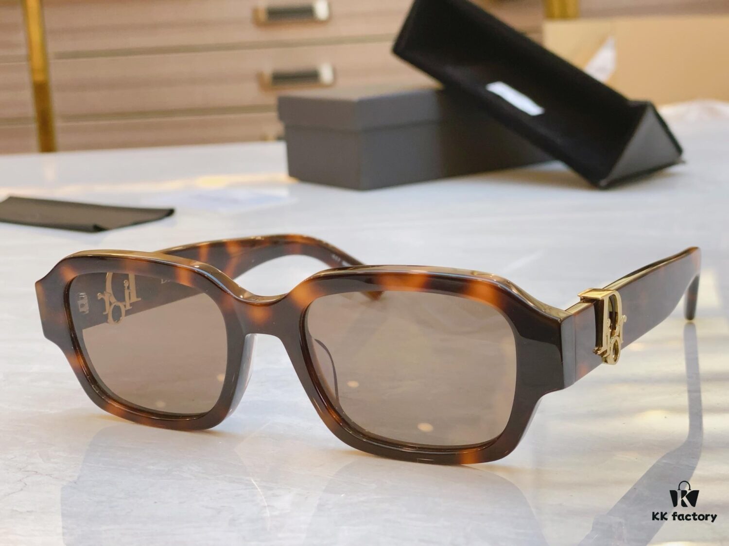 6931fec73a89a121ed54ed38 Dior New Arrival Sunglasses, Model: Dior Oblique S1l, Size: 52□20-145