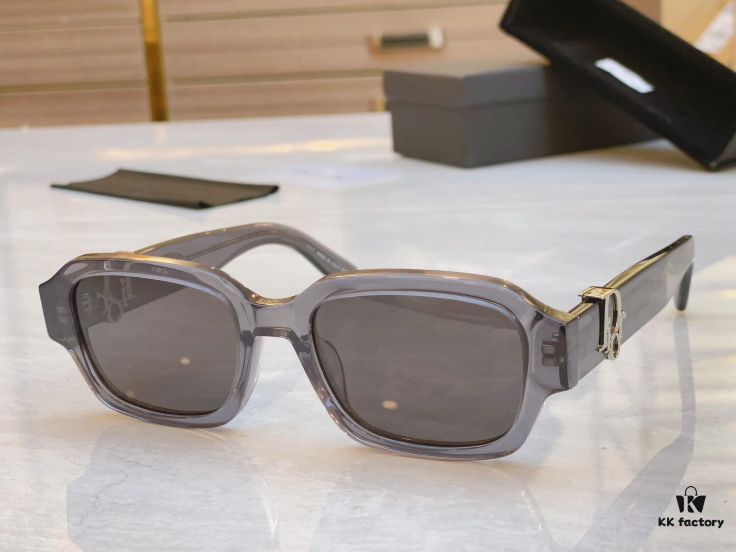 6931fec73a89a121ed54ed3a Dior New Arrival Sunglasses, Model: Dior Oblique S1l, Size: 52□20-145