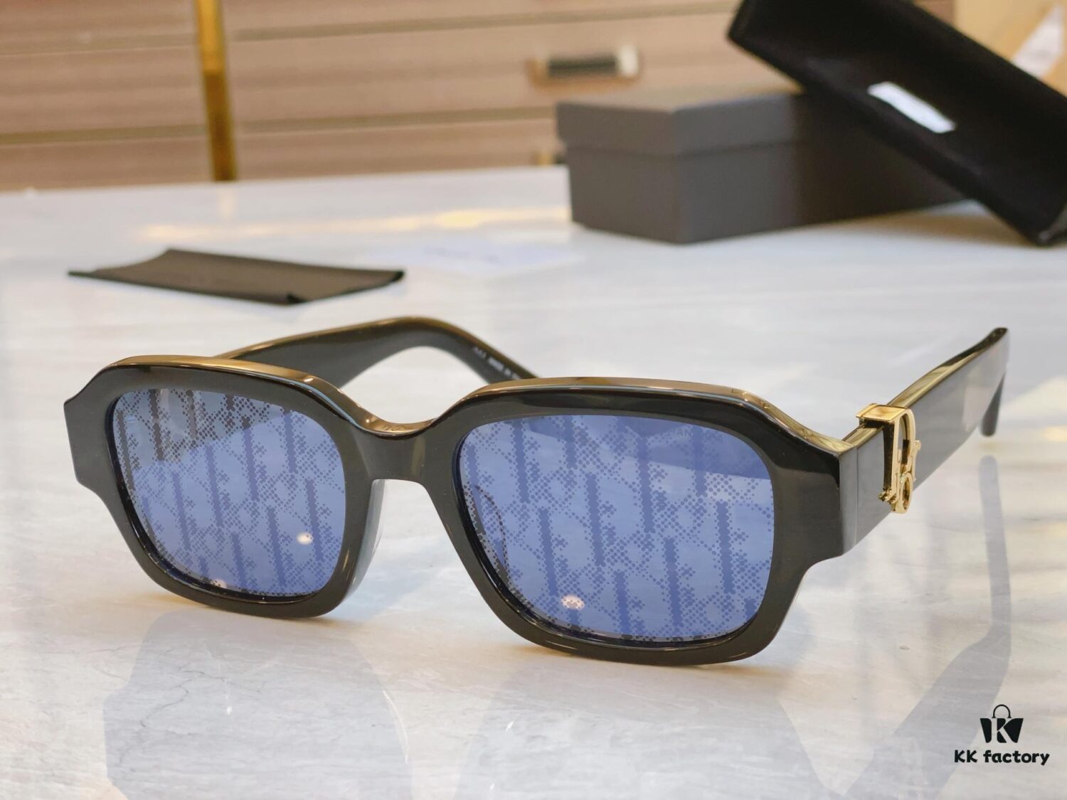 6931fec83a89a121ed54ed3b Dior New Arrival Sunglasses, Model: Dior Oblique S1l, Size: 52□20-145