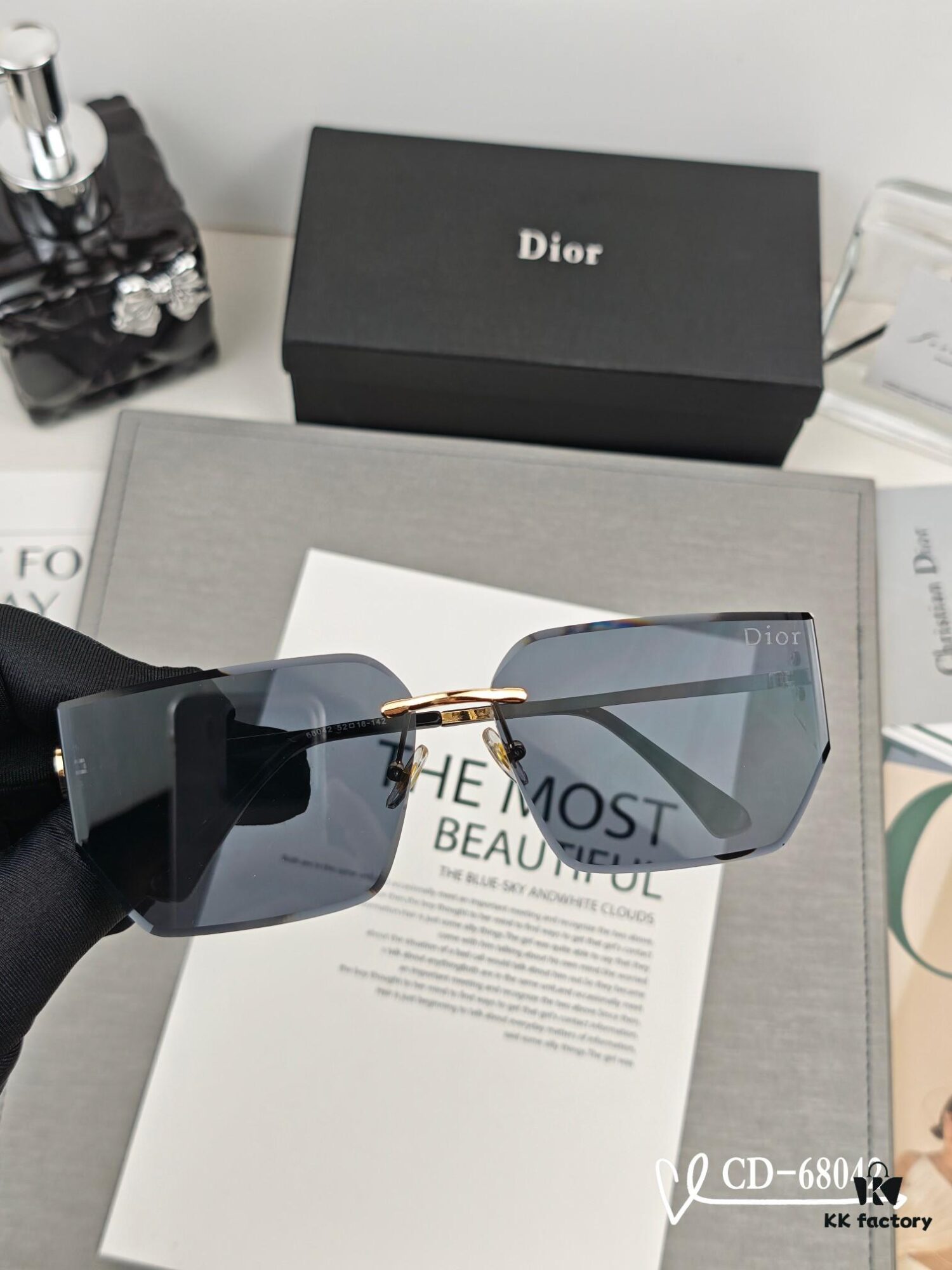 6931feca3a89a121ed54ed5b Dior - French Designer Unisex Sunglasses with Polarized Lenses, Lightweight Metal Frame, Stylish and Comfortable for Travel and Driving