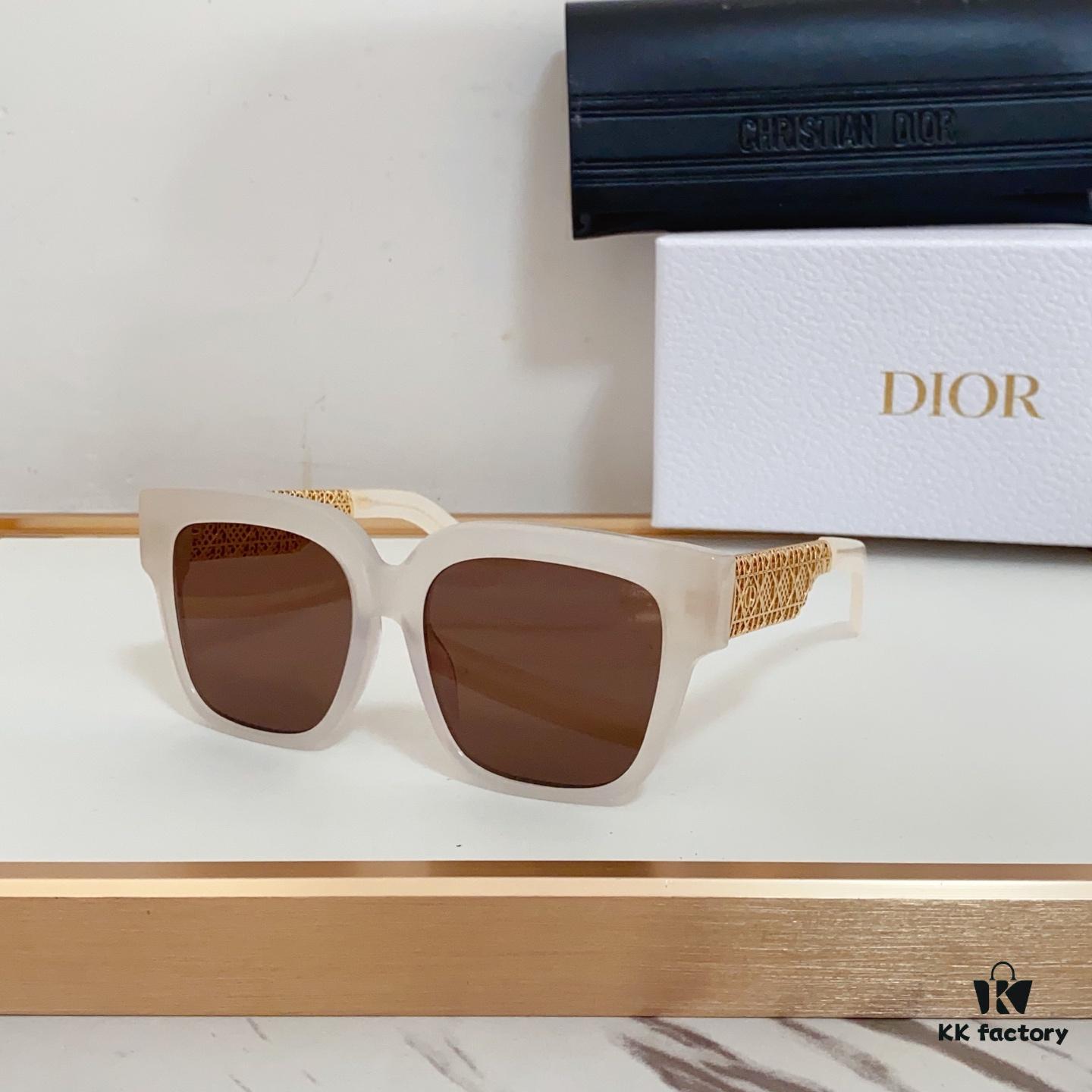 6931fece3a89a121ed54ed91 140 DIO* Official New Arrival – DioRésille Acetate Butterfly Frame with Golden Metal Temples, Featuring Exquisite Cannage Pattern and CD Logo