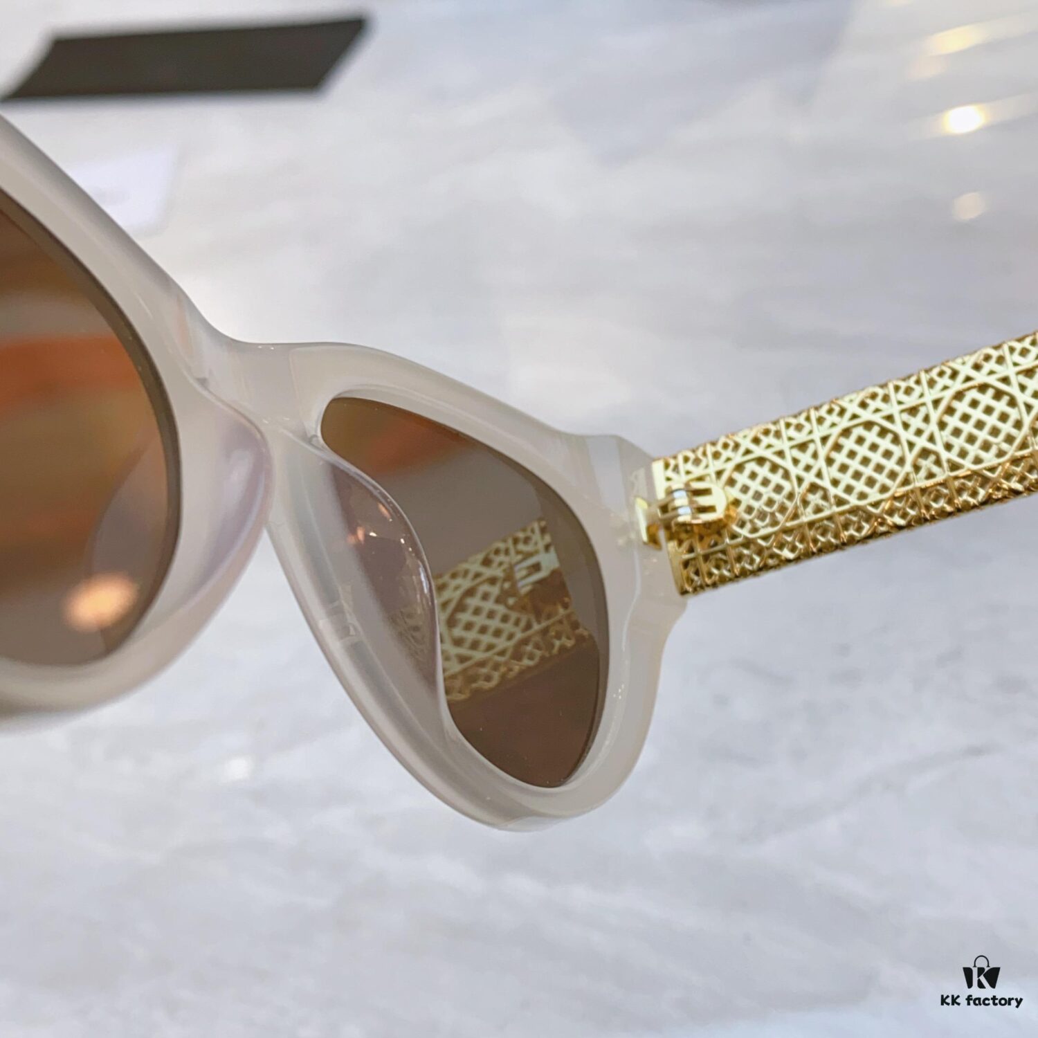 6931fed13a89a121ed54edb7 Dior New Arrival Sunglasses, Model: DiorResille B IF, Size: 58-18-145
