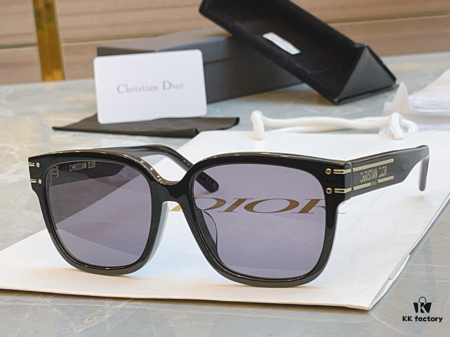 6931fed23a89a121ed54edc4 Dior Signature S7F New Arrival Sunglasses, High-End Version, Size: 58□18-140