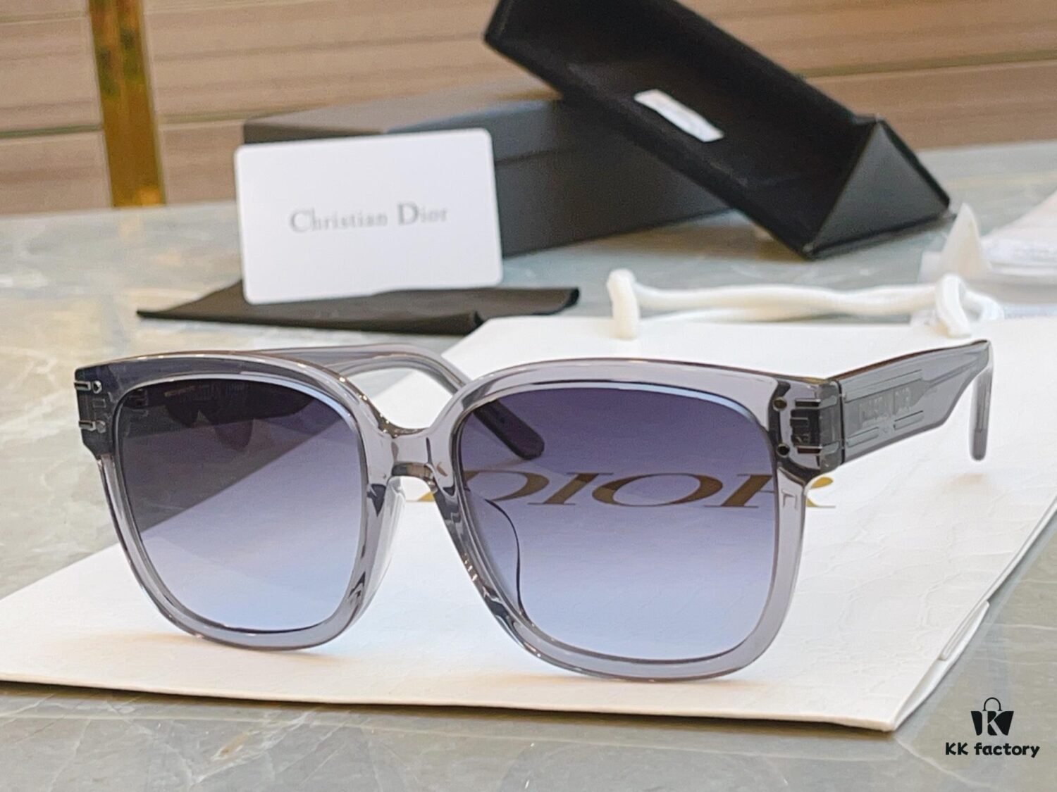 6931fed23a89a121ed54edc5 Dior Signature S7F New Arrival Sunglasses, High-End Version, Size: 58□18-140