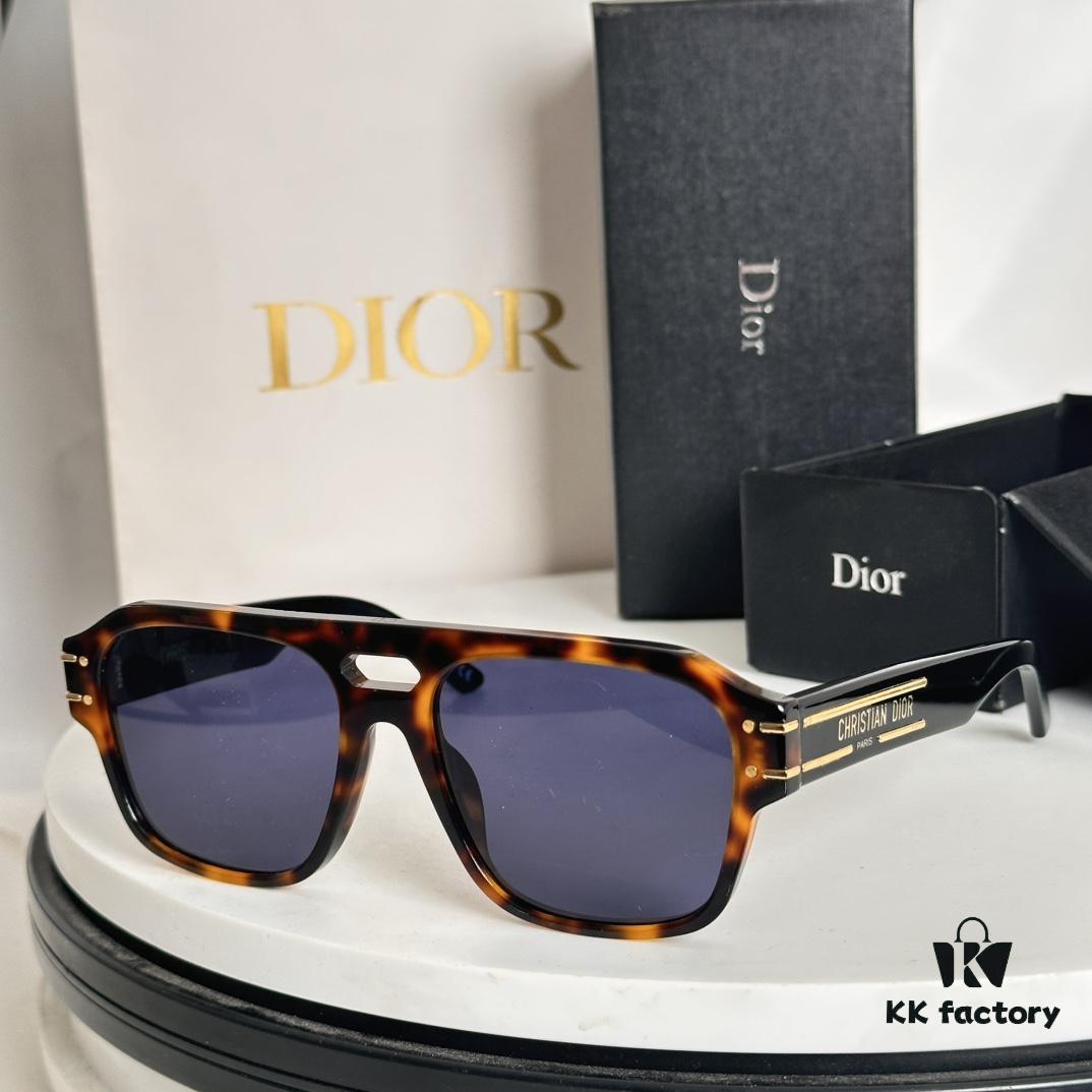 DIO* Dior Signature ON1U Sunglasses