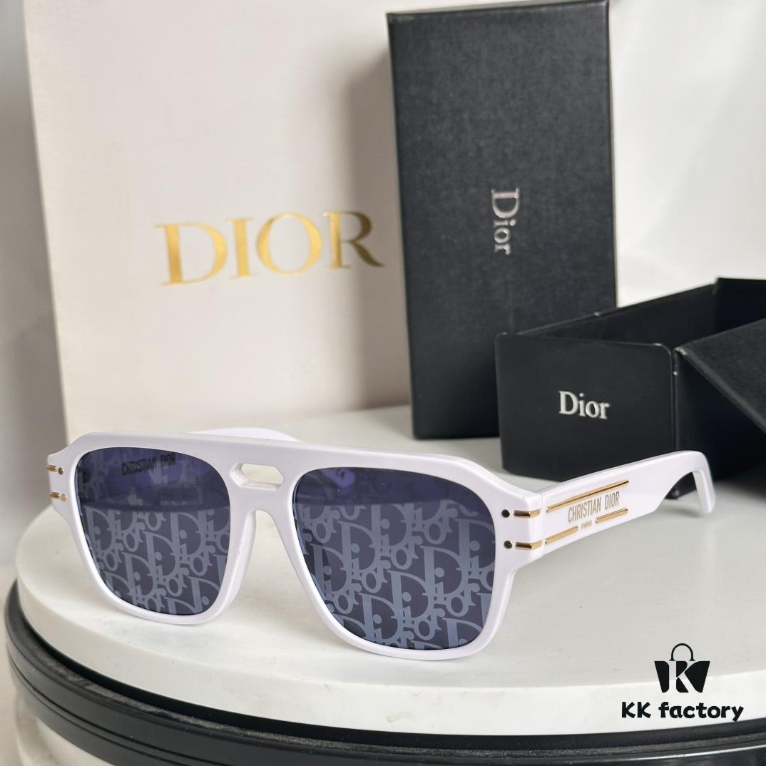 DIO* Dior Signature ON1U Sunglasses
