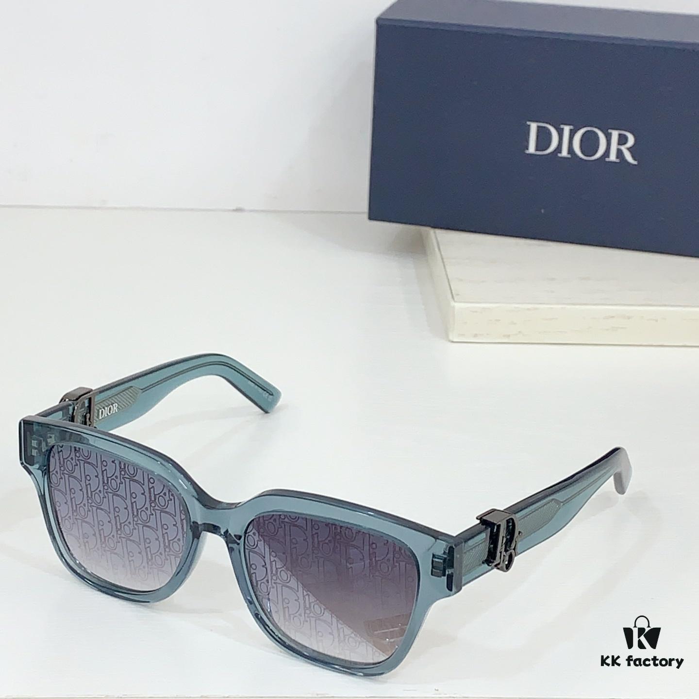 6931fedf3a89a121ed54ee6e 110 DIO* MODEL: DiorOblique S1F SIZE: 53□19-145 Sunglasses