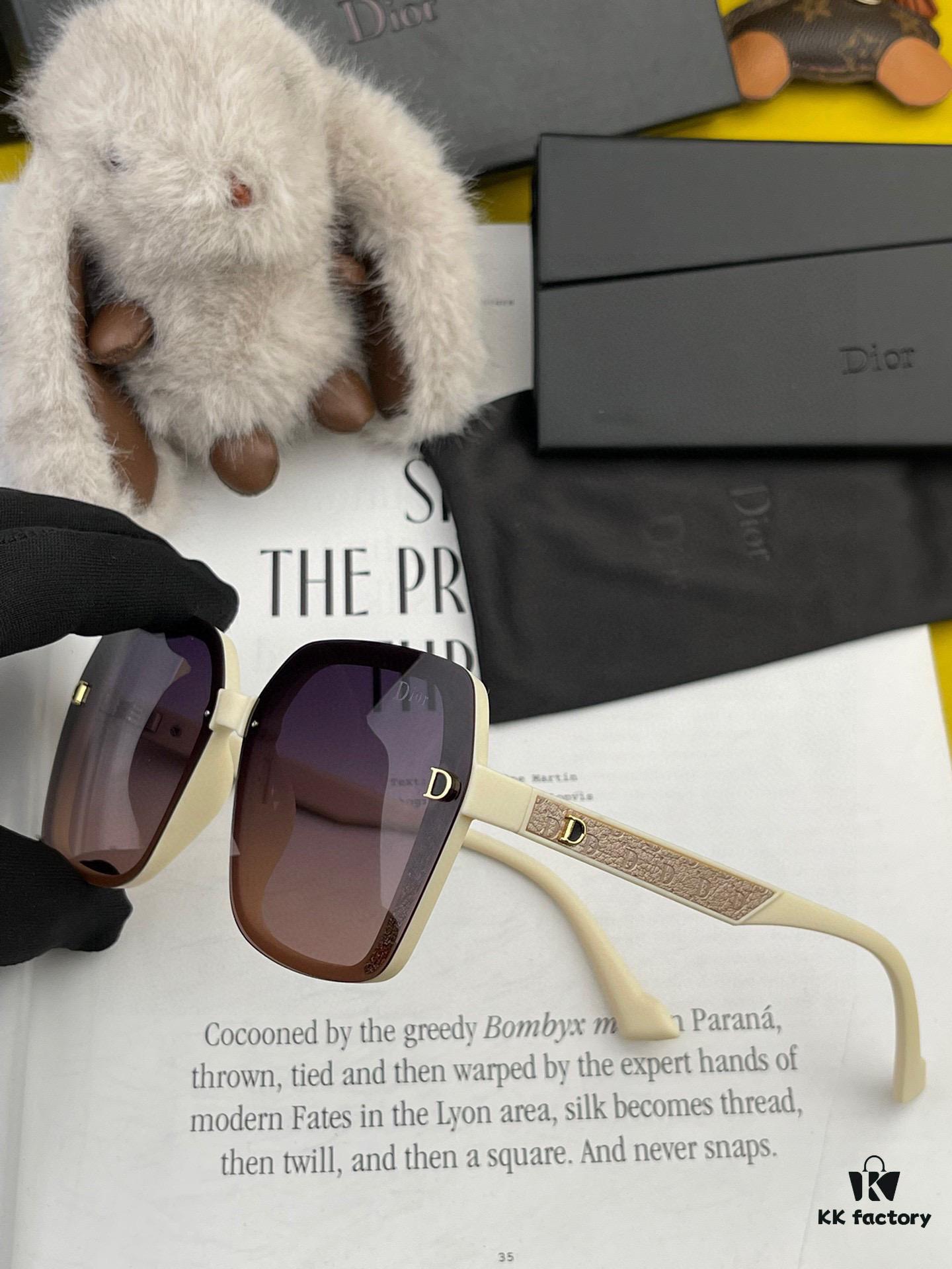 DIOR D3200 Polarized Sunglasses Fashionable Design for Driving UV Protection Stylish Sun Glasses