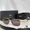 DIO* MODEL: DIORS4U SIZE: 58 □ 13-140 Sunglasses
