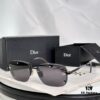 DIO* MODEL: DIORS4U SIZE: 58 □ 13-140 Sunglasses