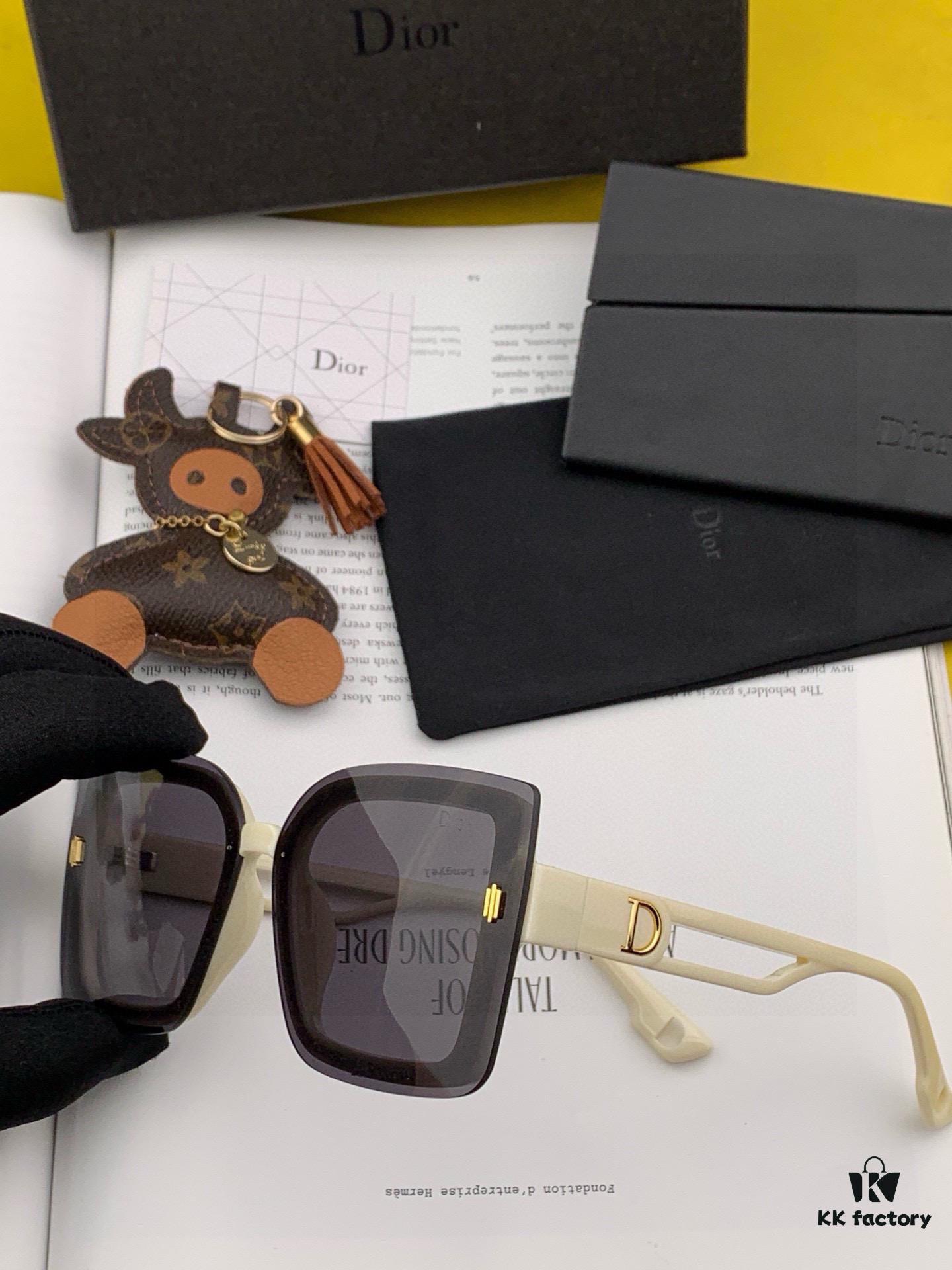 6931fef73a89a121ed54ef9e DIOR 2025 Spring New Arrival Square Sunglasses, Favored by Influencers for Their Stunning Look and Chic Metal Finish