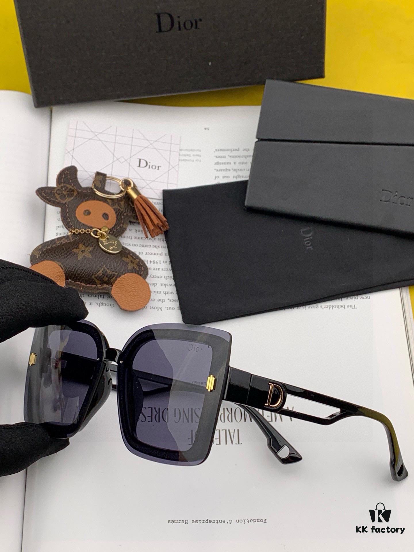 6931fef73a89a121ed54ef9f DIOR 2025 Spring New Arrival Square Sunglasses, Favored by Influencers for Their Stunning Look and Chic Metal Finish