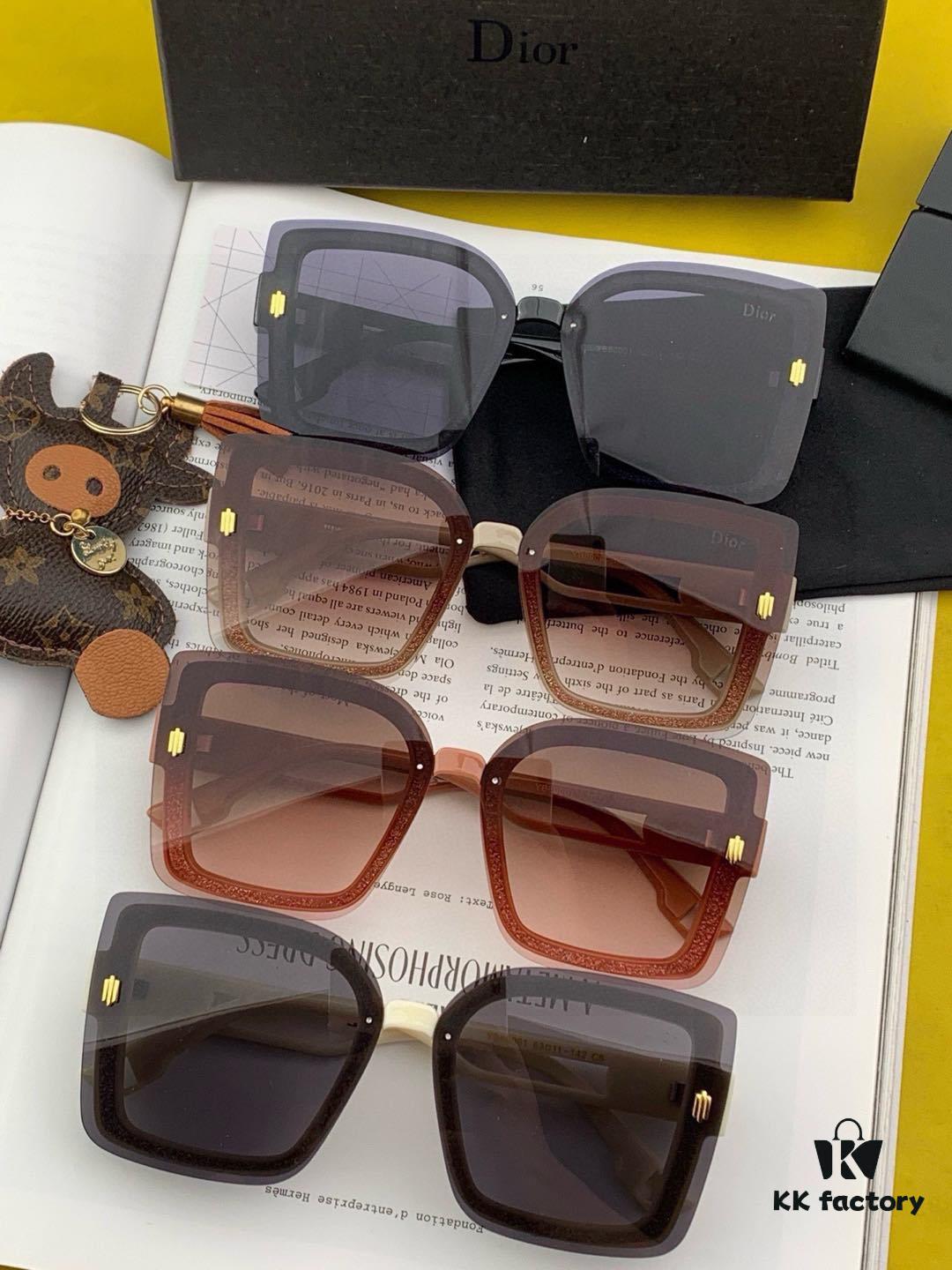 6931fef73a89a121ed54efa2 DIOR 2025 Spring New Arrival Square Sunglasses, Favored by Influencers for Their Stunning Look and Chic Metal Finish
