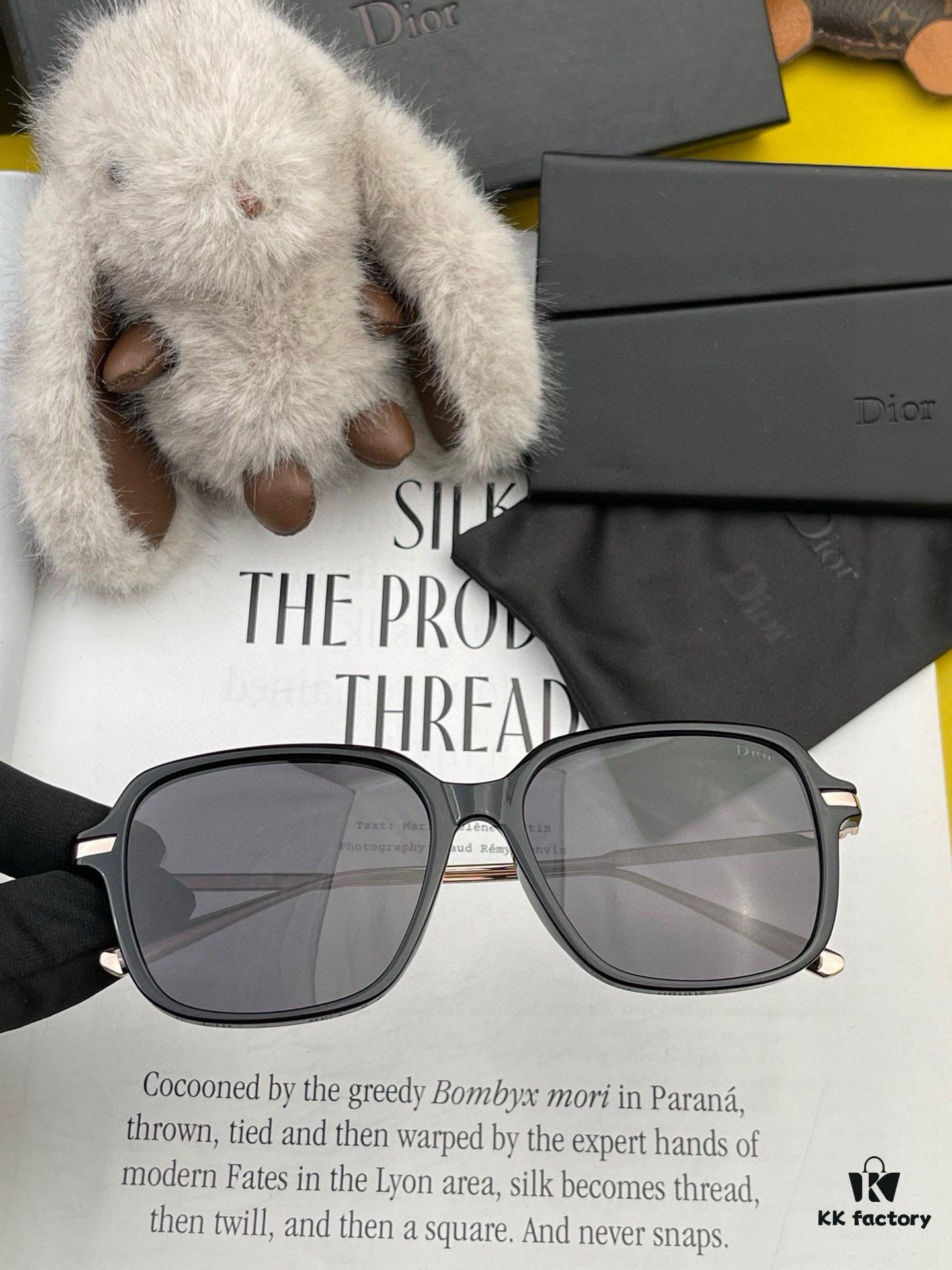 6931fefb3a89a121ed54efda DIOR New Model One-Piece Driving Sunglasses, Must-Have Travel Accessory, Popular Among Celebrities, Unisex Aviator Sunglasses Model: CD82804