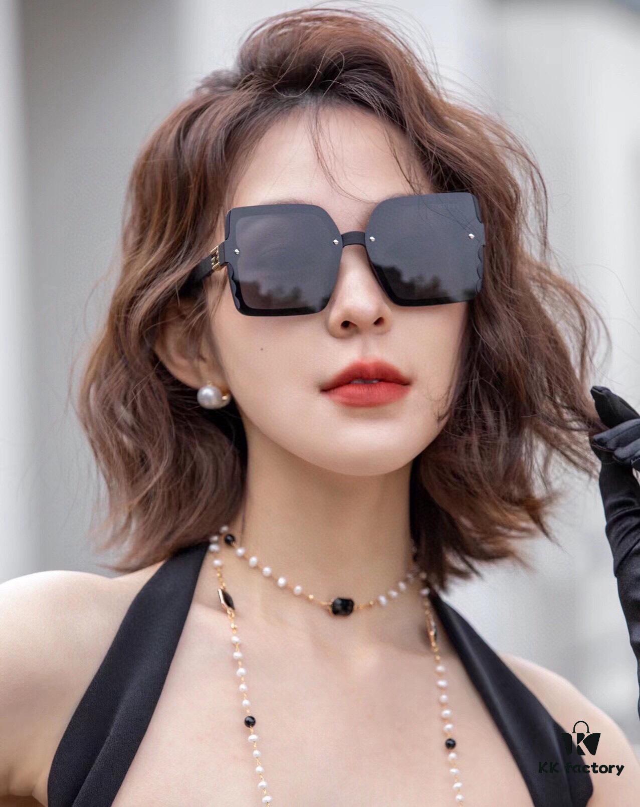 6931ff063a89a121ed54f065 【DIOR】2024 Spring New Arrival Trendy Fashion Square Polarized Sunglasses High-Quality Comfortable Wear Influencer Style Women's HD Polarized Sunglasses 🕶️ High-Quality TR Frame Model: CD4291