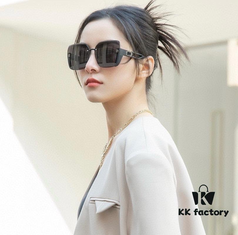 DIOR 2024 Spring New Arrival Trendy Fashion Square Frame Sunglasses High-Quality Comfortable Wear Influencer Style Women's HD Sunglasses