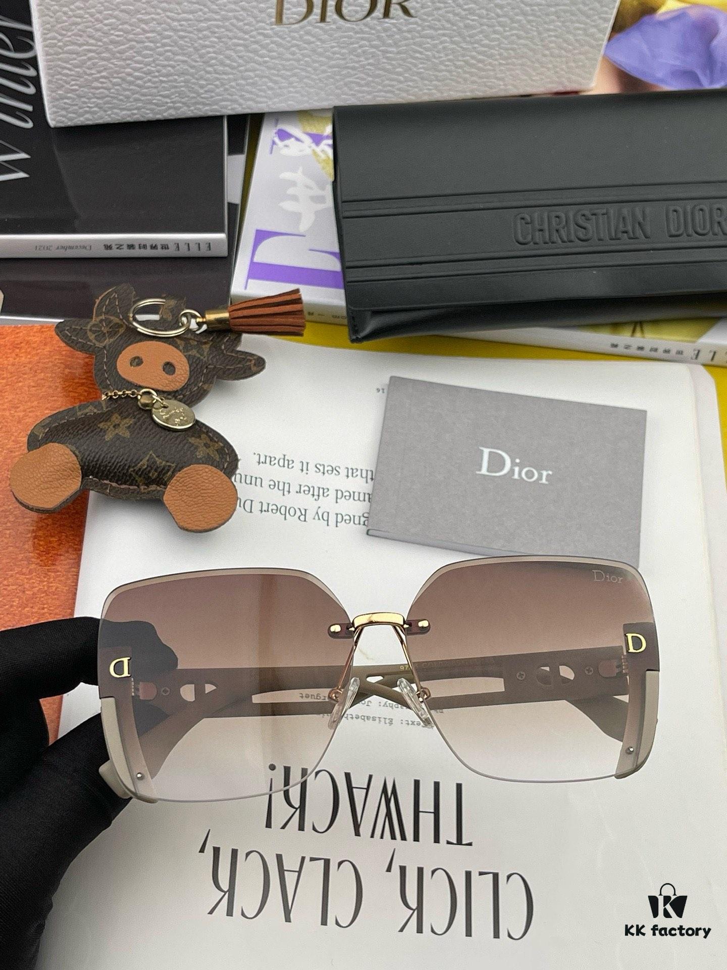 DIOR 2024 Spring New Arrival Trendy Fashion Square Frame Sunglasses High-Quality Comfortable Wear Influencer Style Women's HD Sunglasses