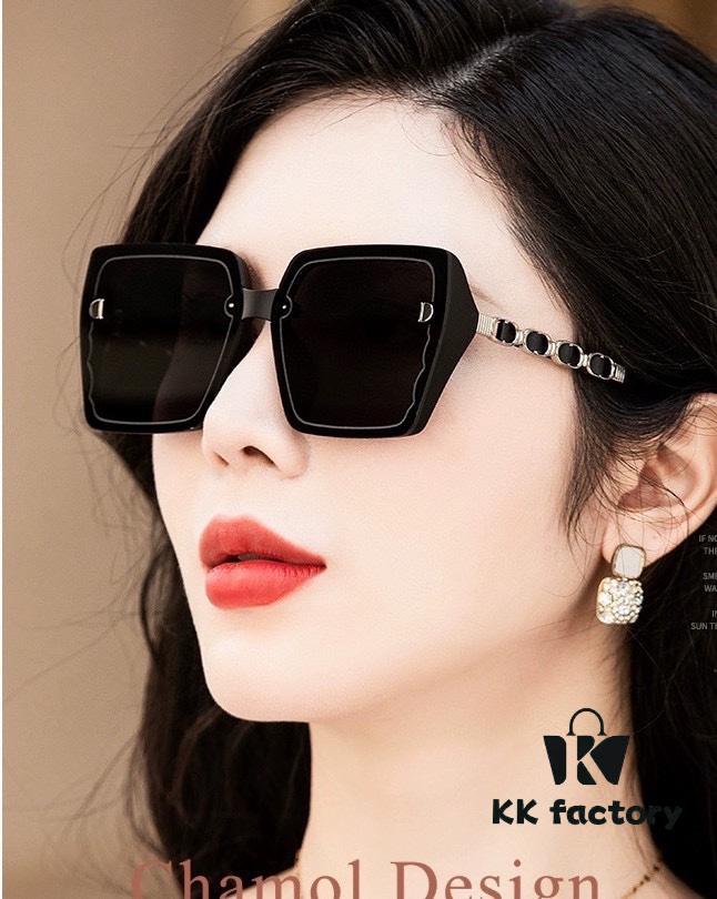 6931ff083a89a121ed54f080 DIOR 2024 Spring New Arrival Original Shipment Influencer Super Hit Blue Classic Luxury Worldwide Trend Fashion Square Sunglasses Premium Quality Authentic High-End Logo Model: CD5302