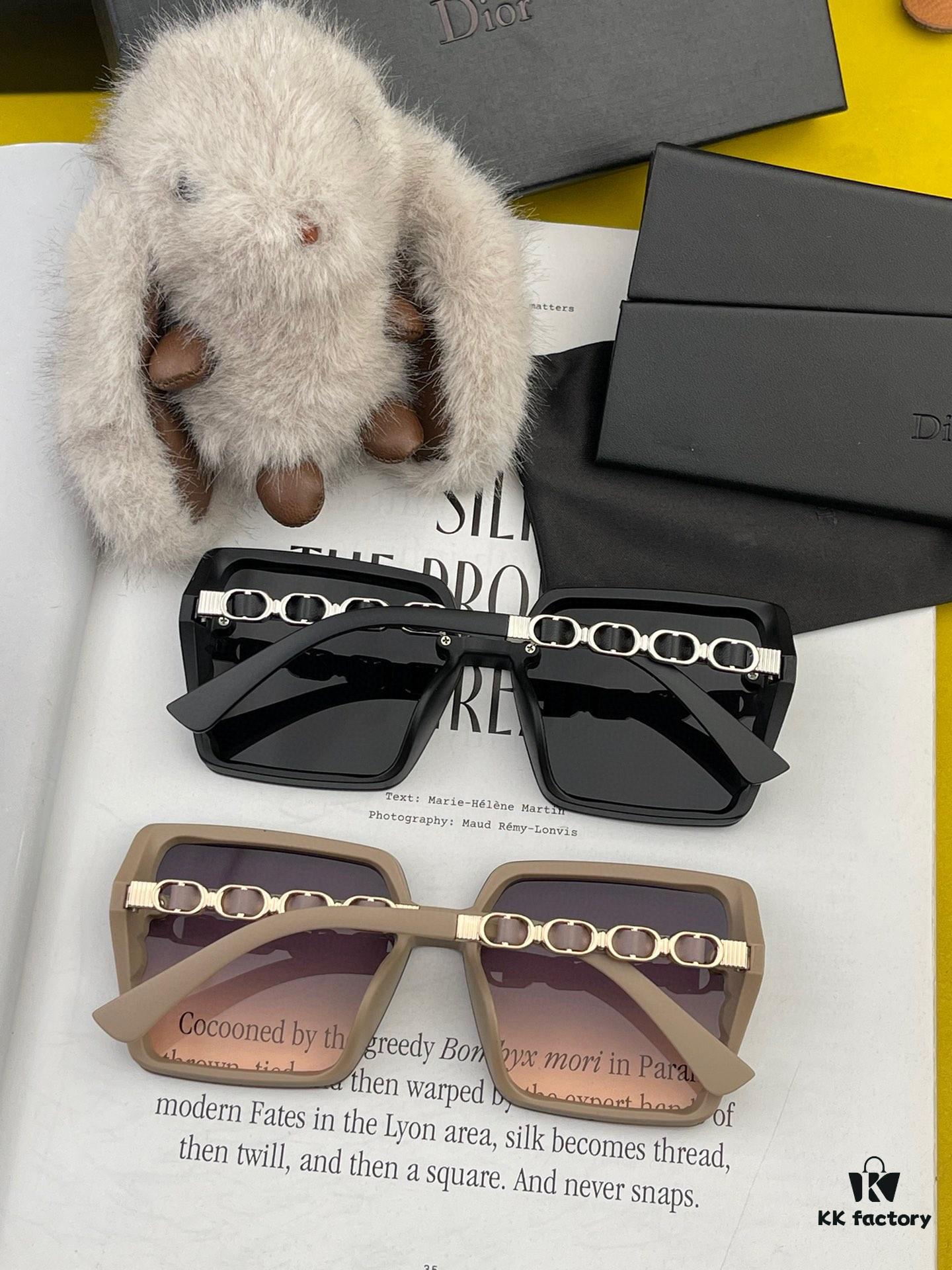 6931ff083a89a121ed54f086 DIOR 2024 Spring New Arrival Original Shipment Influencer Super Hit Blue Classic Luxury Worldwide Trend Fashion Square Sunglasses Premium Quality Authentic High-End Logo Model: CD5302