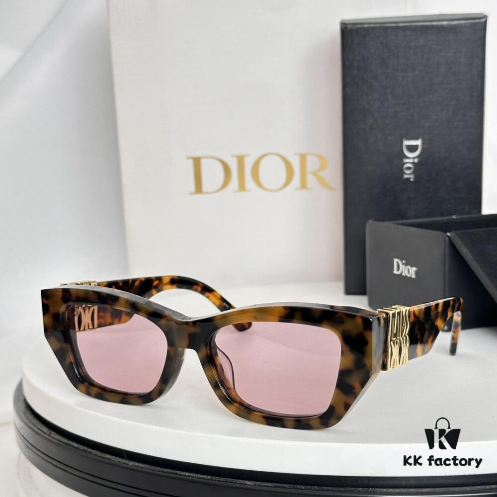 6931ff0b3a89a121ed54f0ac DIO* High-Quality Official New Arrival Sunglasses with Acetate Frame and Wide Temples, Featuring Gold-Finished Metal Miss Dior Logo