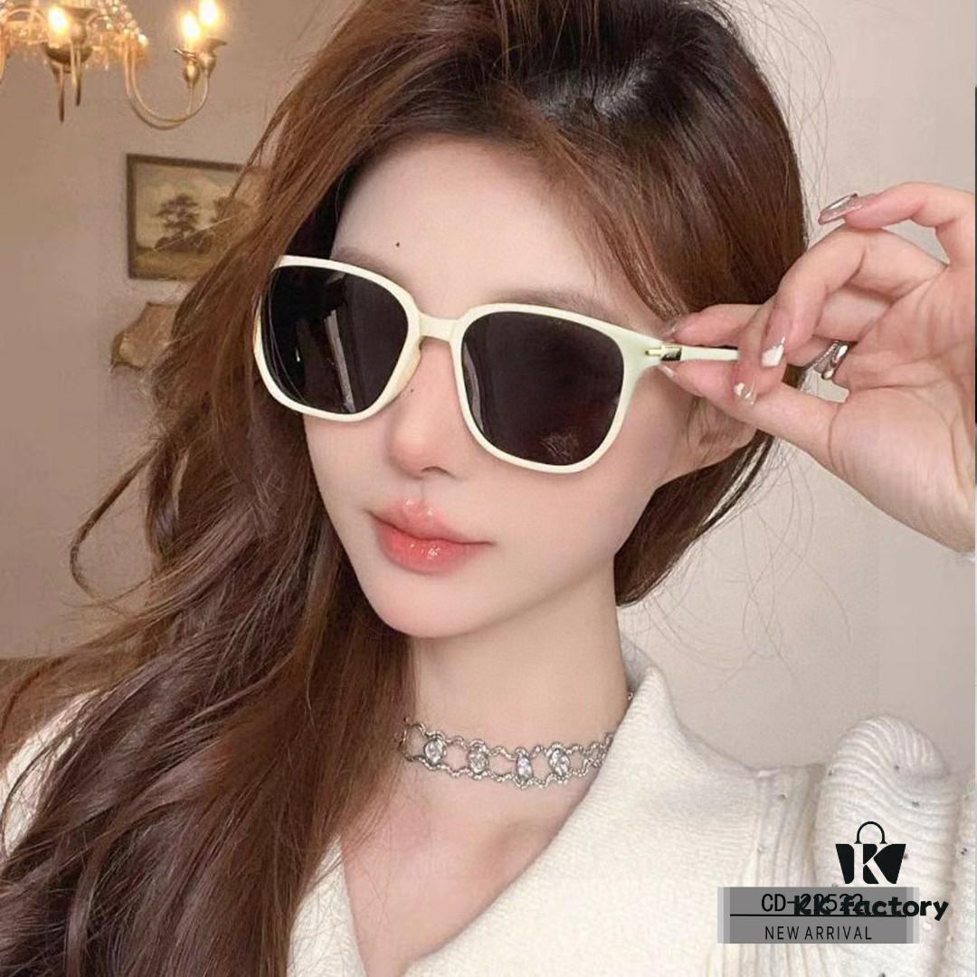 6931ff203a89a121ed54f1c3 DIOR France | Polarized TR90 Sunglasses Model 22522 with Lightweight Comfort Fit and Stylish Design
