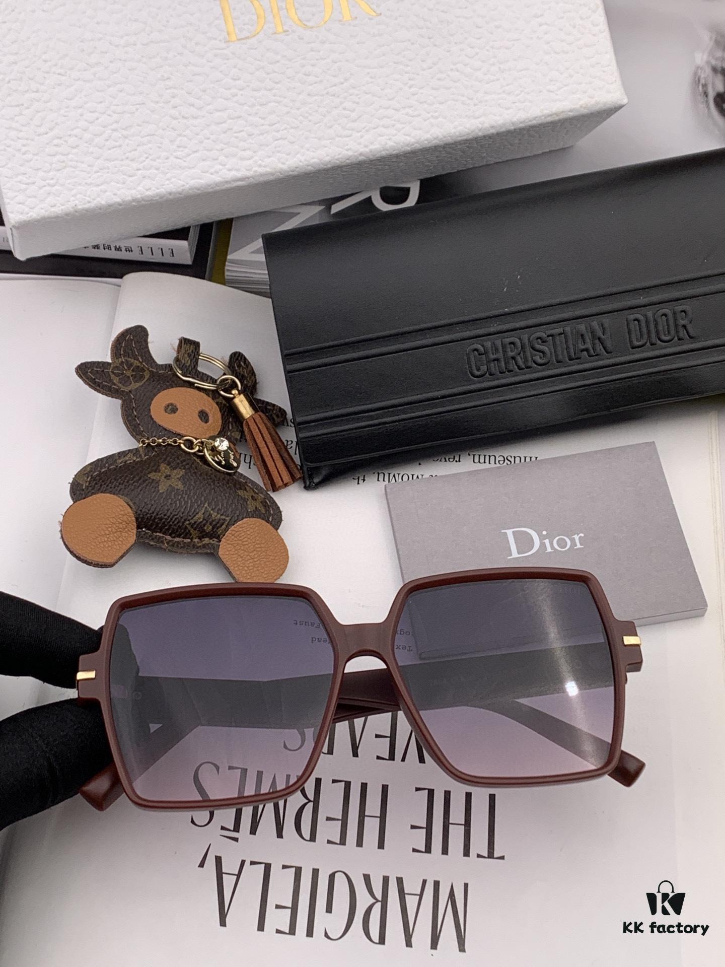 6931ff273a89a121ed54f21e DIOR 2024 Spring New Arrival Trendy Fashion Rectangular Polarized Sunglasses High-Quality Comfortable Wear Popular Influencer Style Women's HD Thickened Polarized Sunglasses 🕶️ High-Quality TR Frame Model: CD4780
