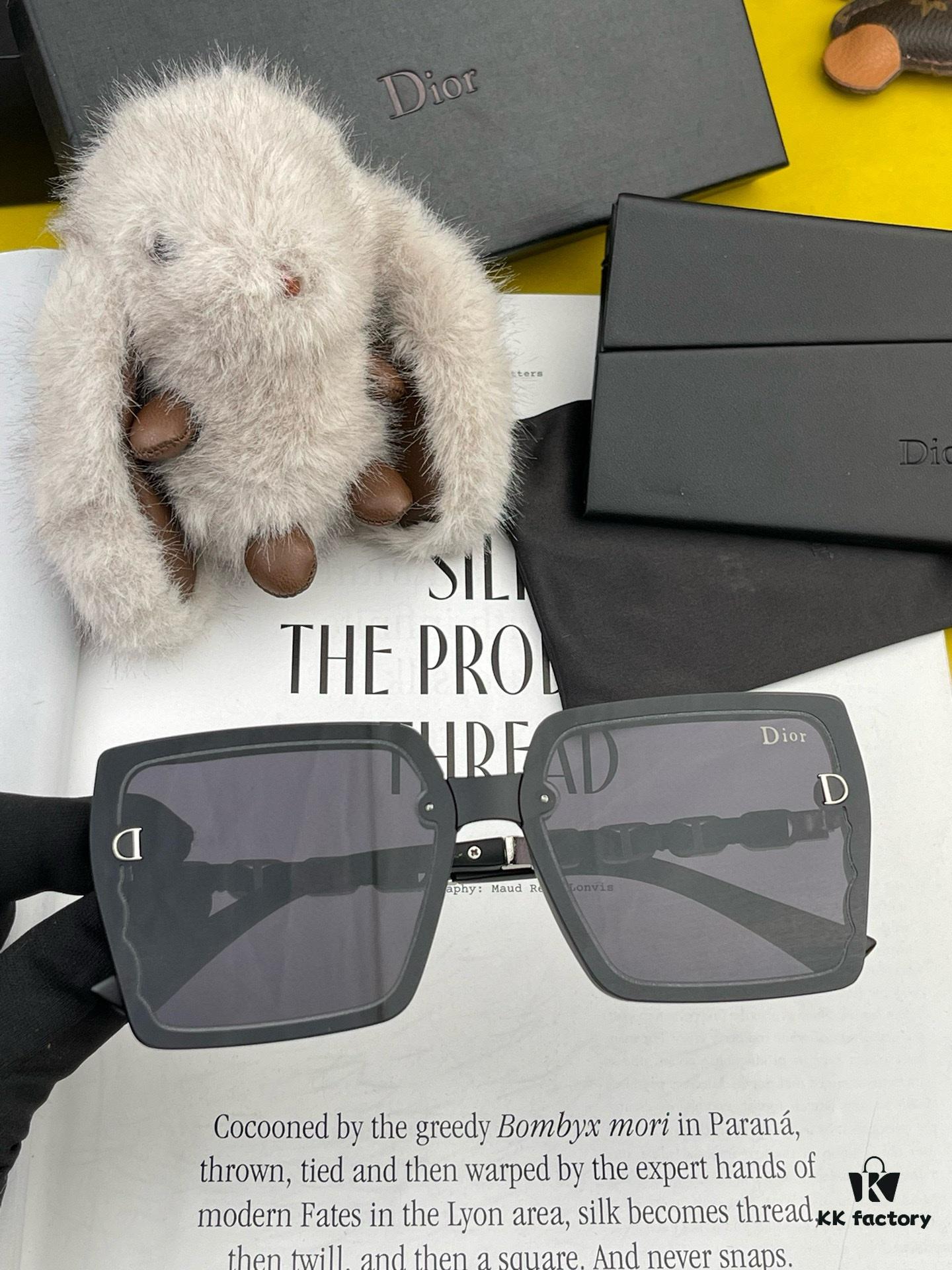 6931ff2f3a89a121ed54f282 DIOR 2024 Spring New Arrival Original Shipment Influencer Super Hit Blue Classic Luxury Worldwide Fashion Square Sunglasses Premium Quality Authentic High-End Logo Model: CD5302