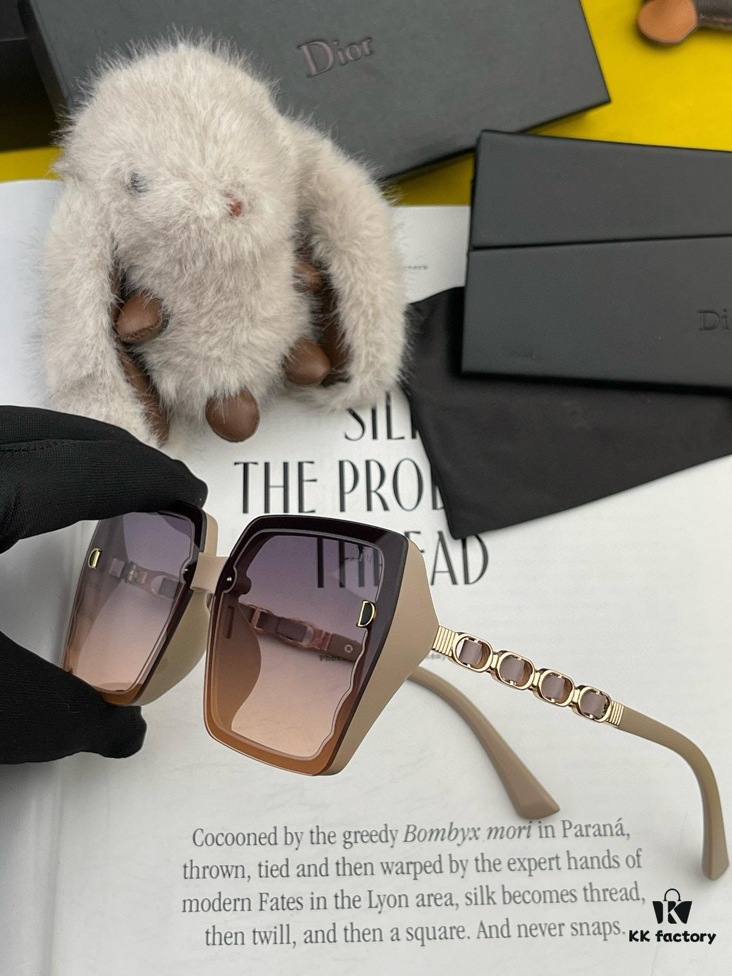 6931ff2f3a89a121ed54f283 DIOR 2024 Spring New Arrival Original Shipment Influencer Super Hit Blue Classic Luxury Worldwide Fashion Square Sunglasses Premium Quality Authentic High-End Logo Model: CD5302