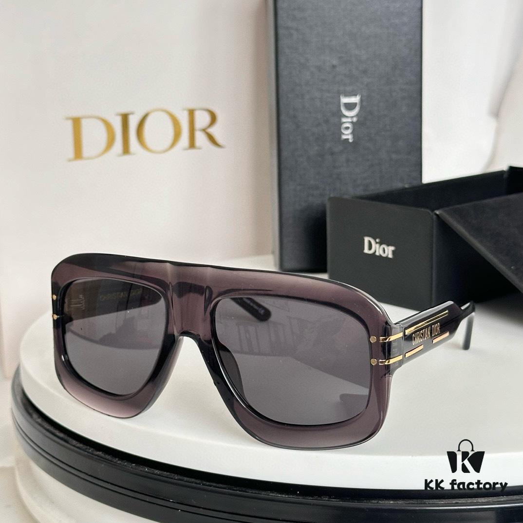 6931ff303a89a121ed54f28e DIOR Signature M1U Sunglasses - Size 52□20-145