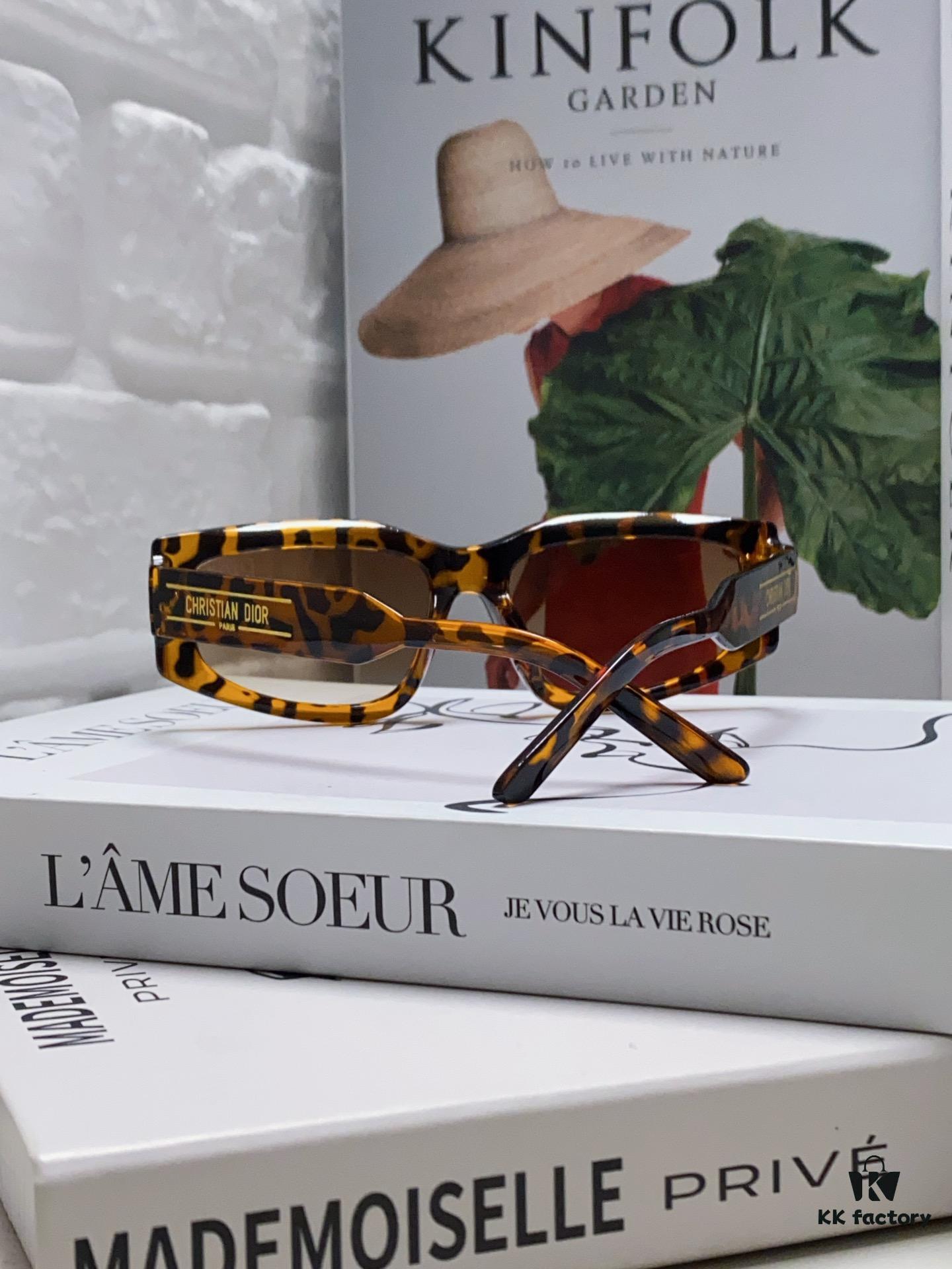 6931ff393a89a121ed54f2fa Dior 2024 New Arrival Unisex Fashion Retro Square Sunglasses, Elegant and Versatile, Lightweight and Slim Rectangular Frame with Signature S9U Design