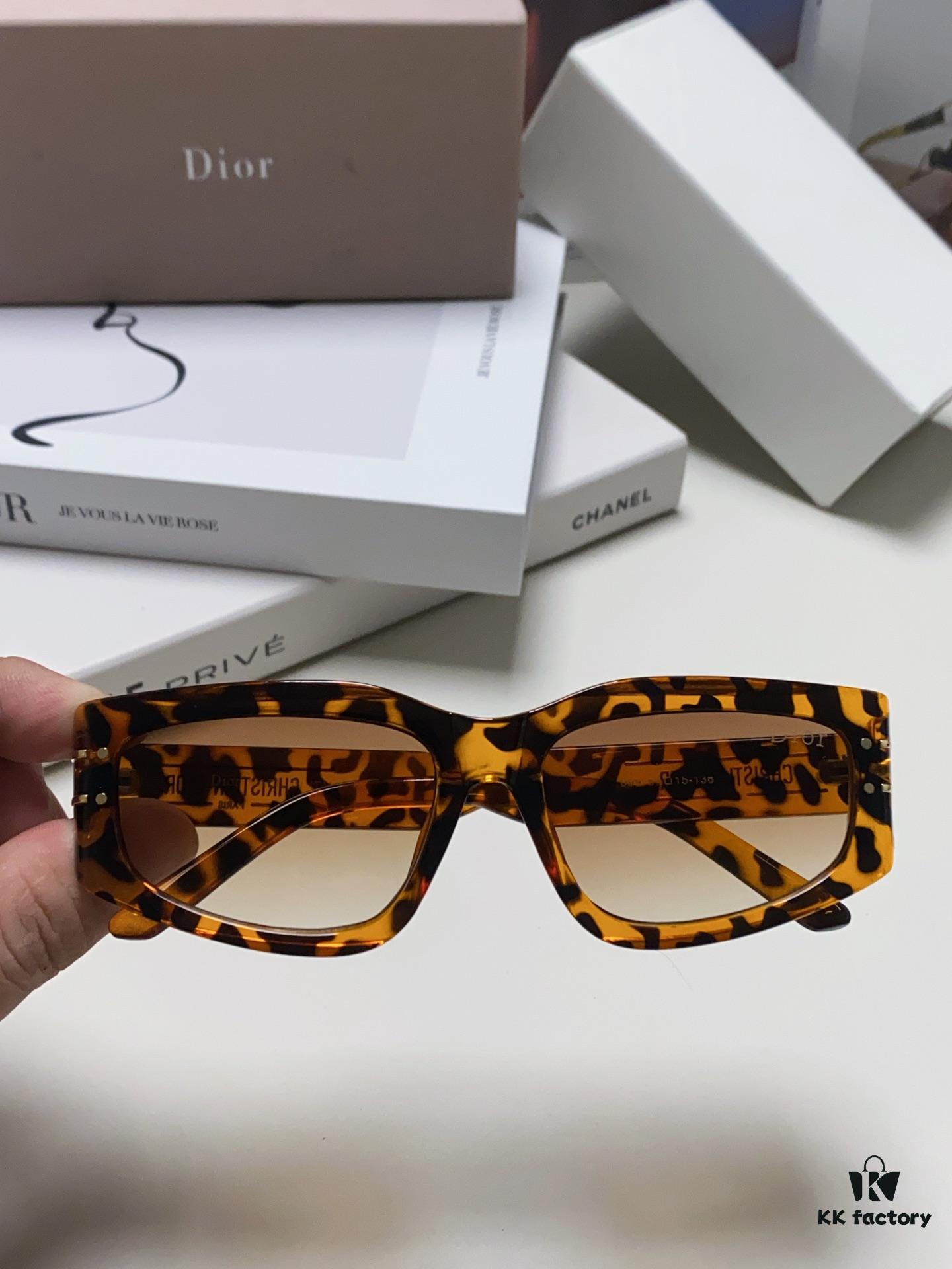 6931ff393a89a121ed54f2fb Dior 2024 New Arrival Unisex Fashion Retro Square Sunglasses, Elegant and Versatile, Lightweight and Slim Rectangular Frame with Signature S9U Design