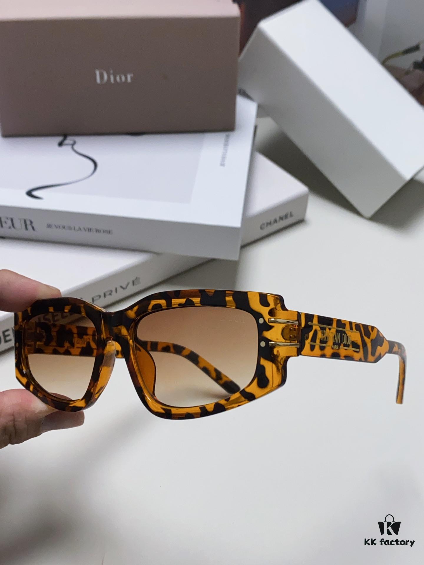 6931ff393a89a121ed54f2fd Dior 2024 New Arrival Unisex Fashion Retro Square Sunglasses, Elegant and Versatile, Lightweight and Slim Rectangular Frame with Signature S9U Design