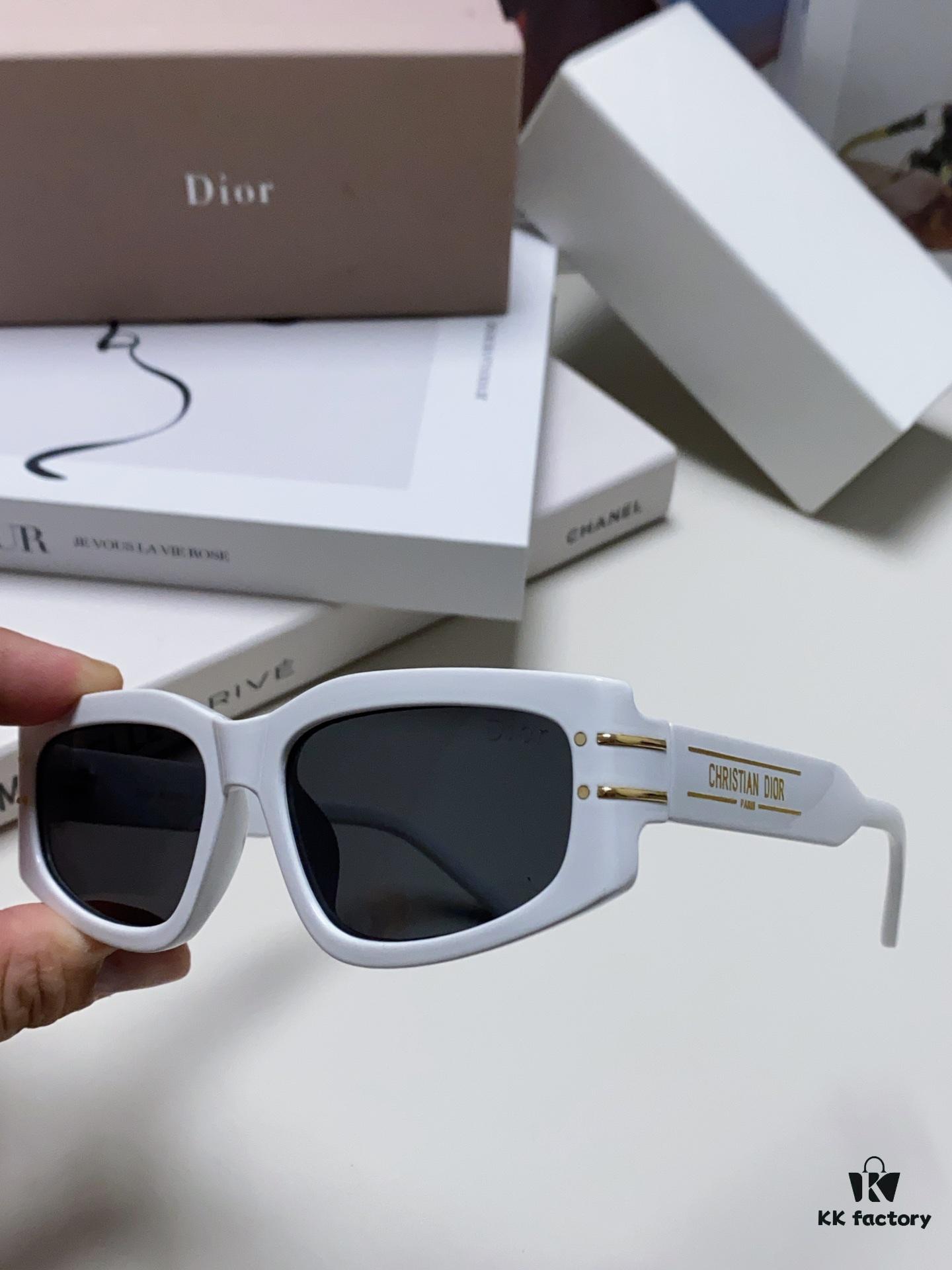 6931ff3a3a89a121ed54f306 Dior 2024 New Arrival Unisex Fashion Retro Square Sunglasses, Elegant and Lightweight with Slim Rectangular Frame, Signature S9U Eyewear