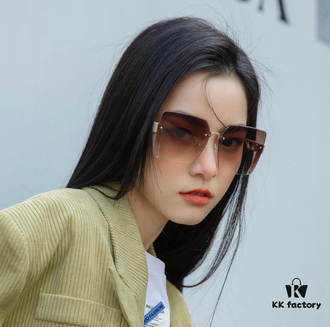 6931ff423a89a121ed54f36b DIOR 2024 Spring New Arrival Trendy Fashion Square Frame Sunglasses High-Quality Comfortable Fit Popular Influencer Style HD Sunglasses for Women 🕶️