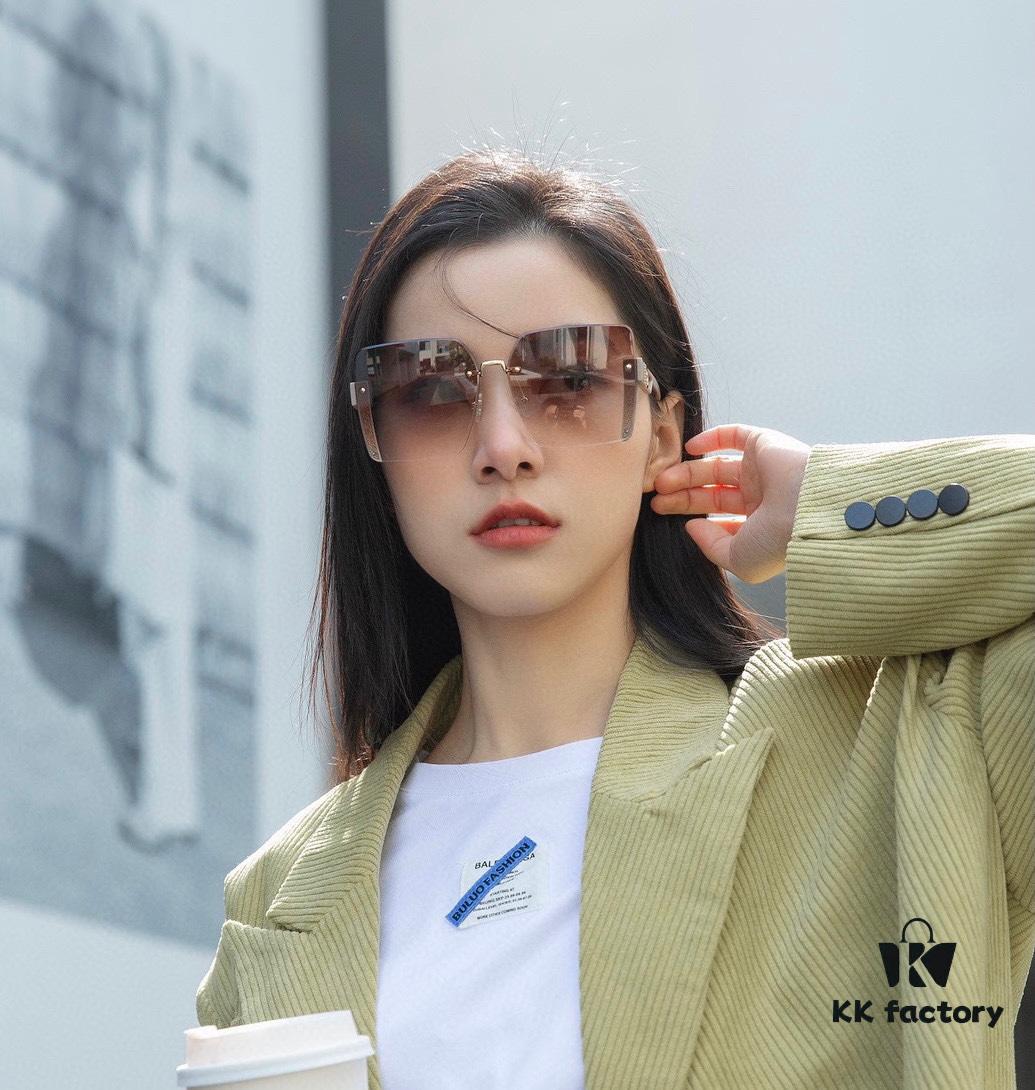 6931ff423a89a121ed54f36c DIOR 2024 Spring New Arrival Trendy Fashion Square Frame Sunglasses High-Quality Comfortable Fit Popular Influencer Style HD Sunglasses for Women 🕶️