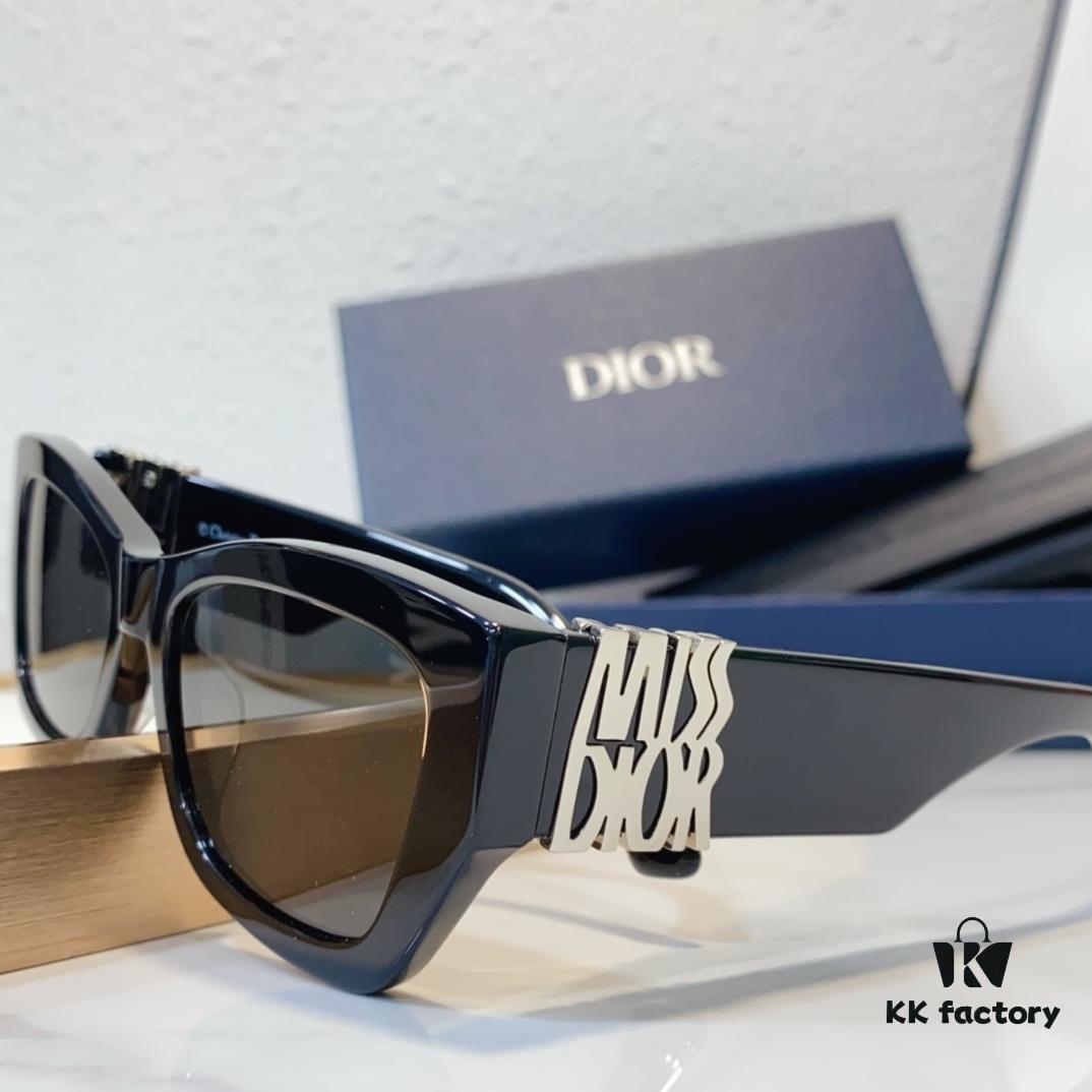 140 DIOR MODEL: CDIO* S1F SIZE: 55□20-140
