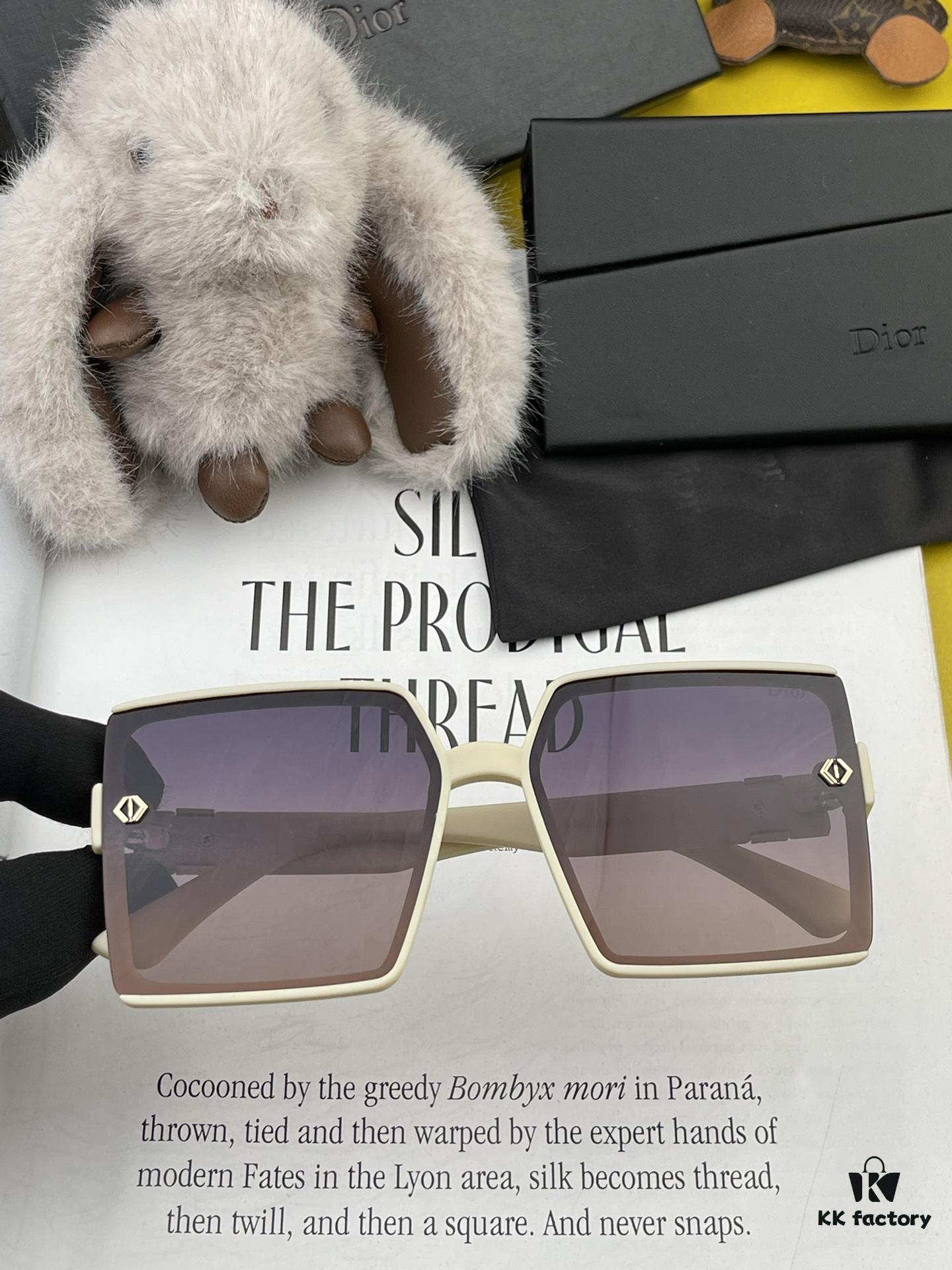 【DIOR】2024 Spring New Arrival Trendy Fashion Square Polarized Sunglasses High-Quality Comfortable Wear Influencer Style Women's HD Thickened Polarized Sunglasses