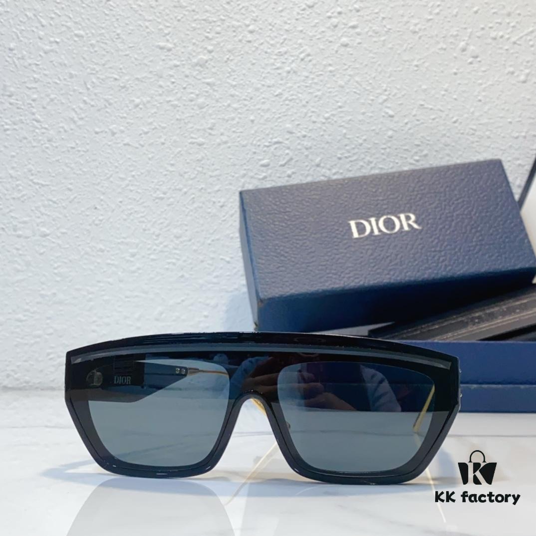 160 Dio* Mod: DiorClub M7U Size: 140-0-140 Sunglasses