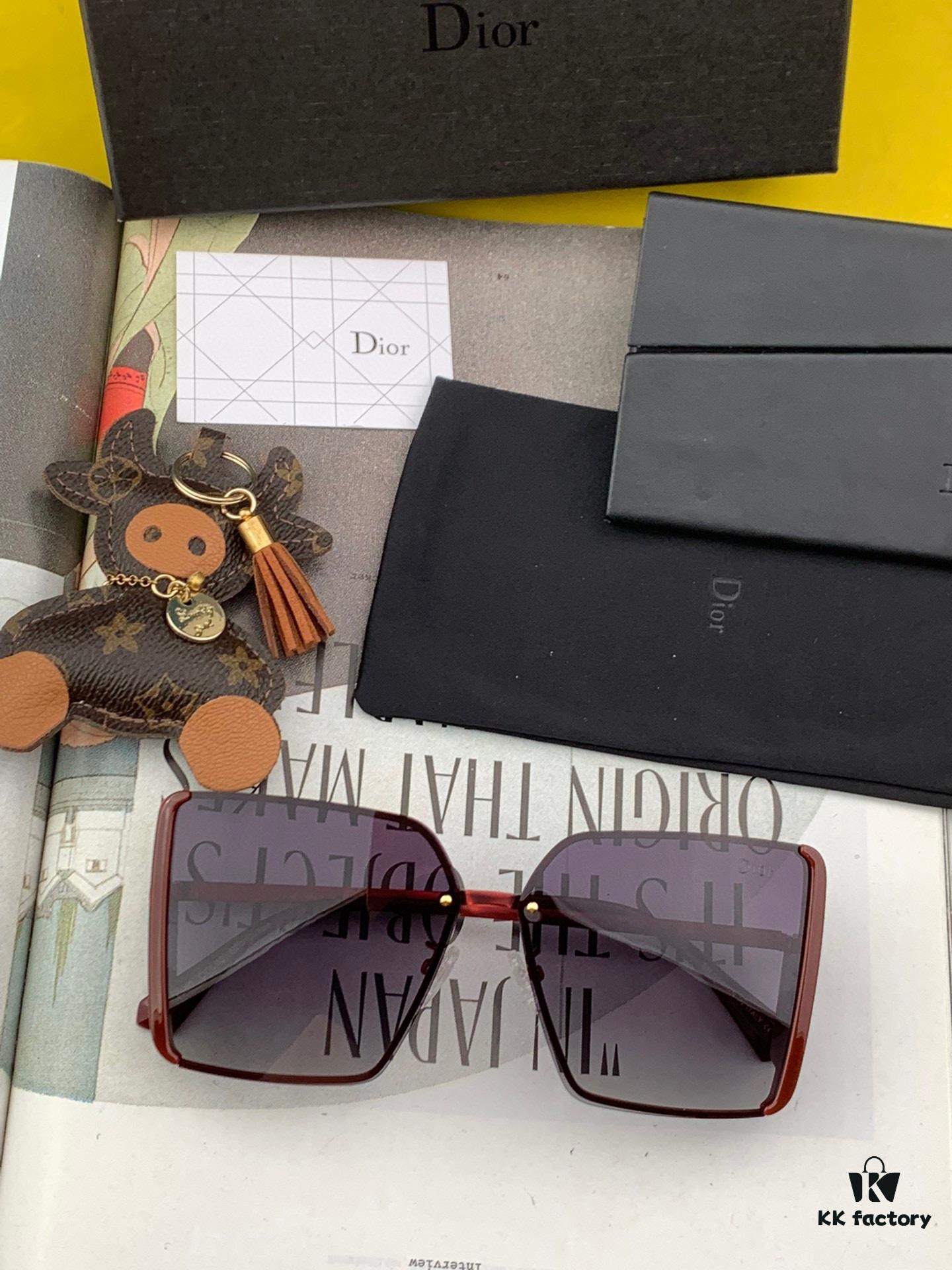 6931ff553a89a121ed54f469 【TR Polarized Series】DIOR Classic Square Frame Design, Flattering on All Face Shapes, Perfectly Matches Coats or Dresses, Exuding Elegance and Style