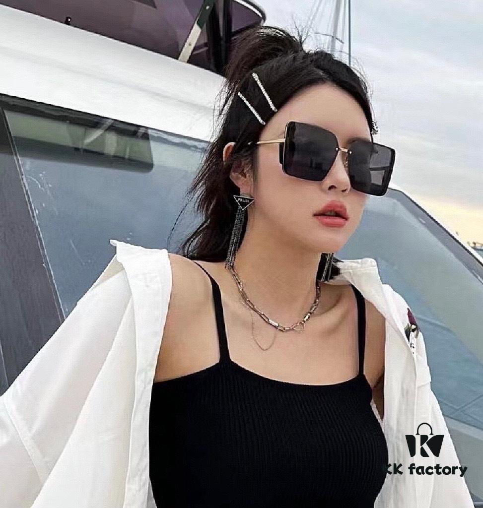 6931ff563a89a121ed54f46d 【TR Polarized Series】DIOR Classic Square Frame Design, Flattering on All Face Shapes, Perfectly Matches Coats or Dresses, Exuding Elegance and Style