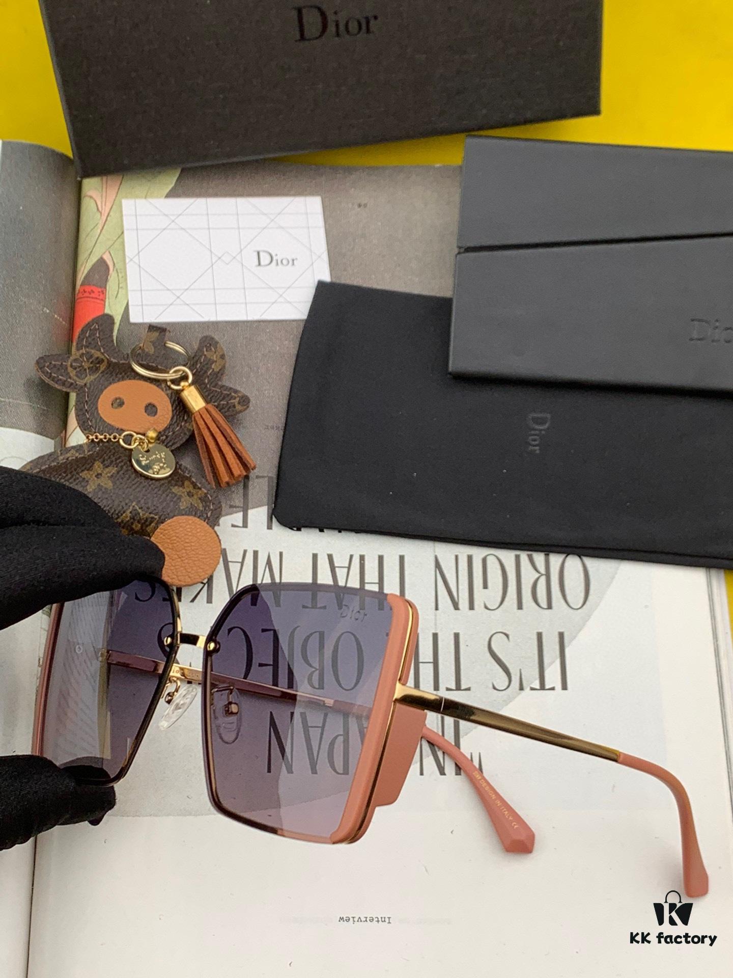 6931ff563a89a121ed54f472 【TR Polarized Series】DIOR Classic Square Frame Design, Flattering on All Face Shapes, Perfectly Matches Coats or Dresses, Exuding Elegance and Style