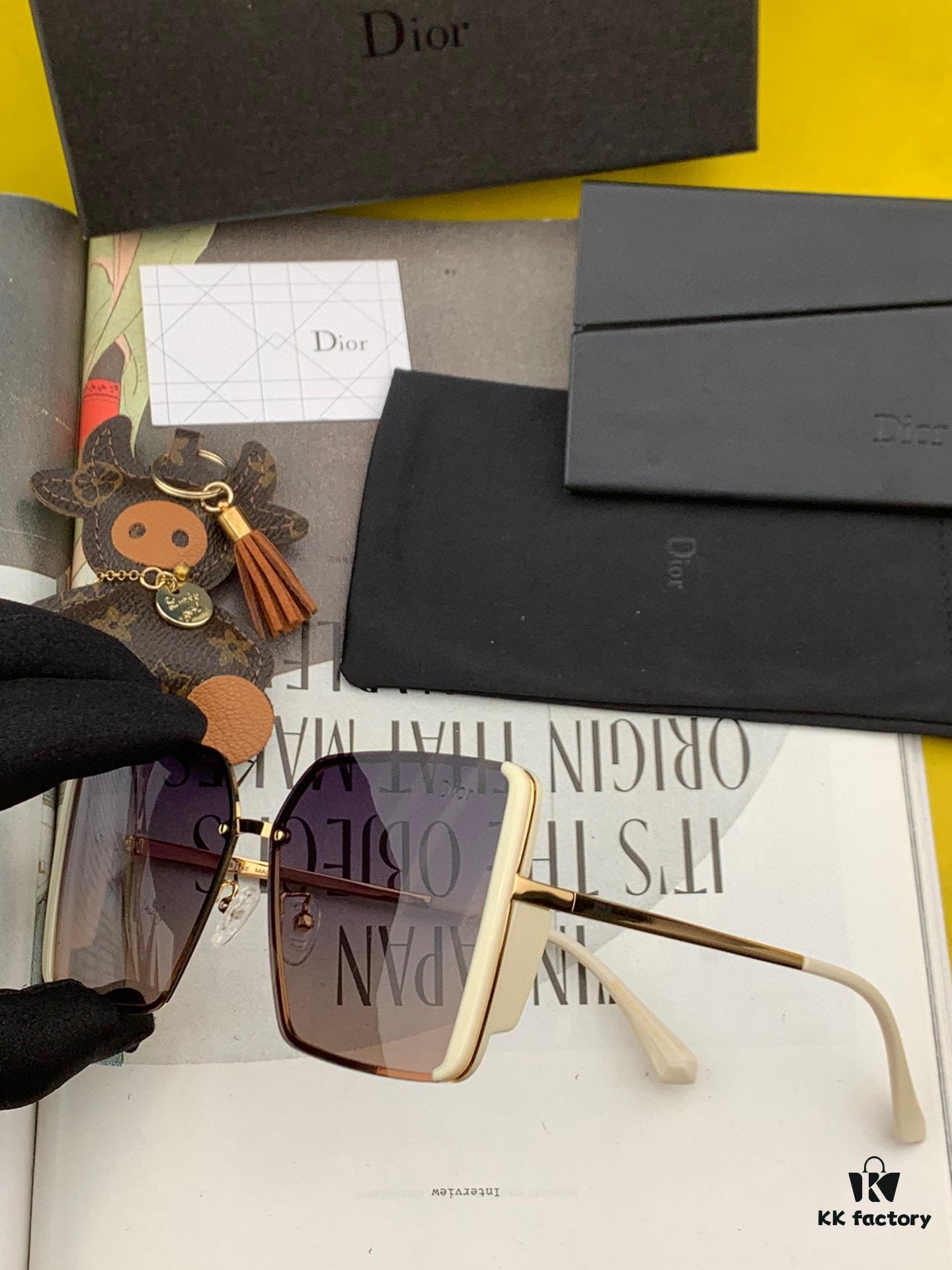 6931ff563a89a121ed54f473 【TR Polarized Series】DIOR Classic Square Frame Design, Flattering on All Face Shapes, Perfectly Matches Coats or Dresses, Exuding Elegance and Style
