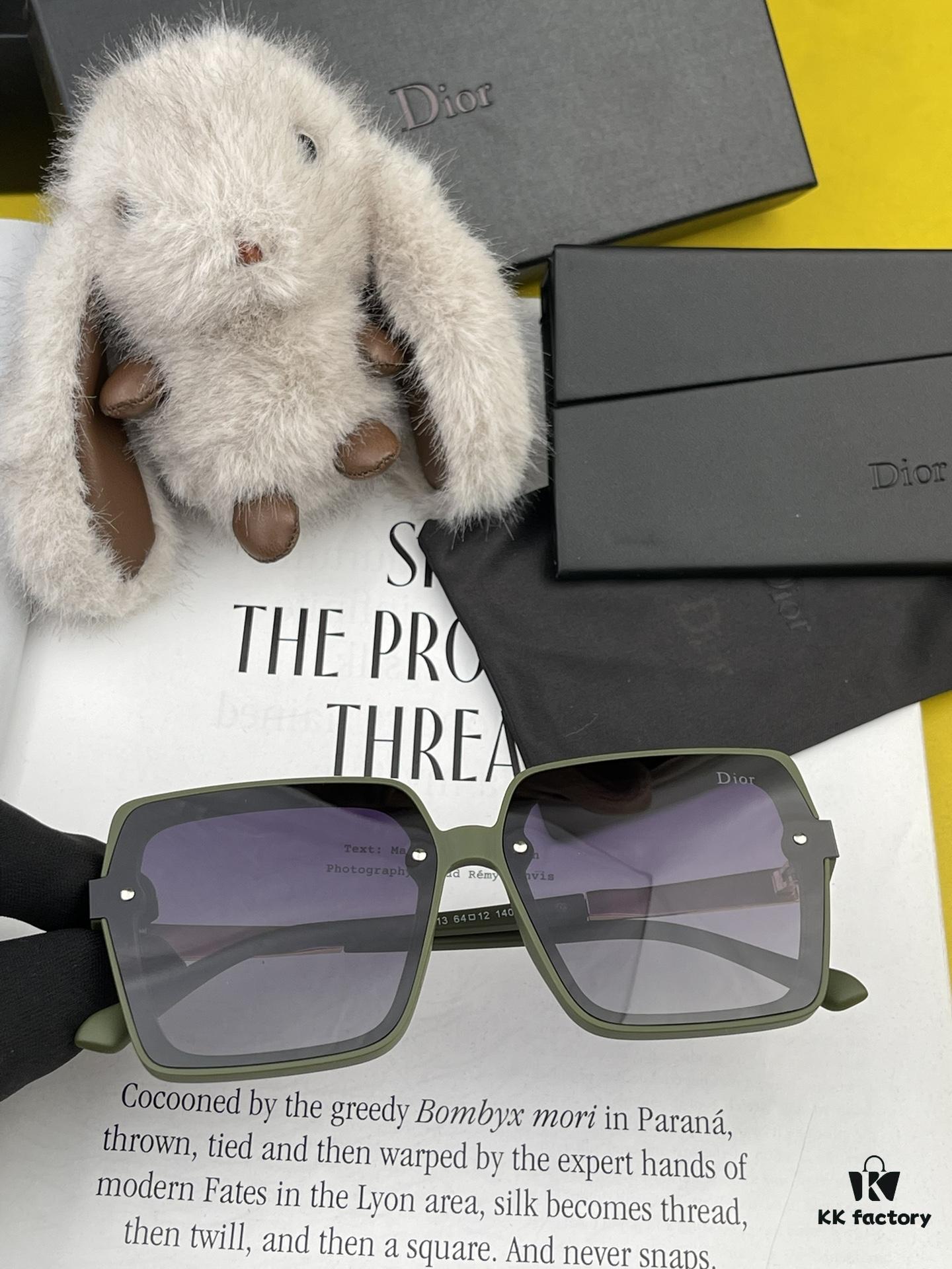 DIOR 2024 Spring New Arrival Trendy Fashion Square-Frame Polarized Sunglasses High-Quality Comfortable Wear Influencer Style Women's HD Polarized Sunglasses