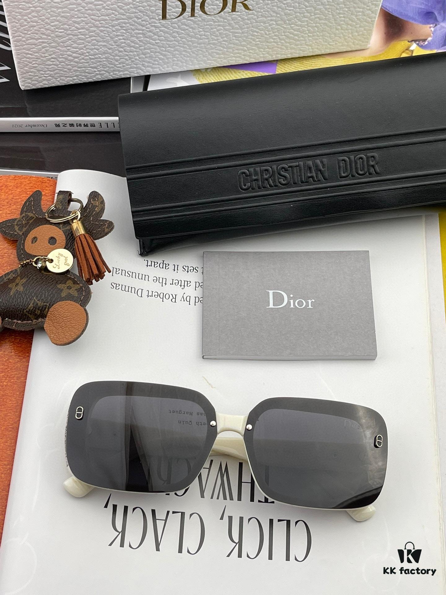 6931ff663a89a121ed54f536 【DIOR】2023 Spring New Arrival Trendy Fashion Rectangular Polarized Sunglasses High-Quality Comfortable Wear Influencer Favorite Women's HD Polarized Sunglasses 🕶️ High-Quality TR Frame Model: CD5771