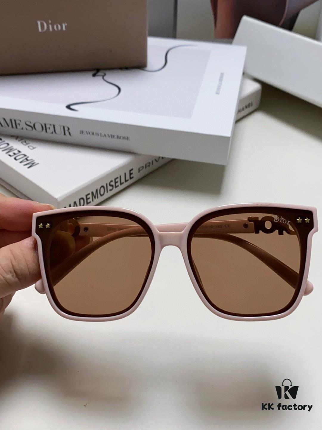 6931ff693a89a121ed54f564 DIOR 2024 Square Frame D Asymmetrical Letter Design Fully Set with Micro Diamonds 💎 Classic Timeless Square Shape with Star Accents Trending Fashion Sunglasses