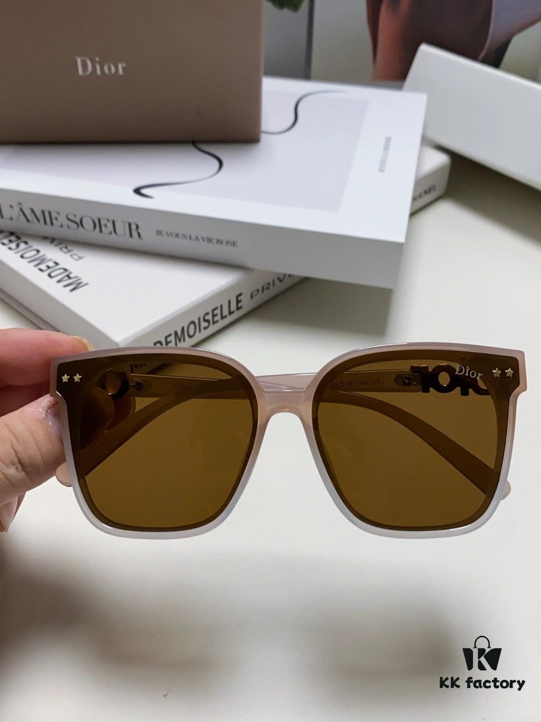 6931ff6a3a89a121ed54f56e DIOR 2024 Square Frame D Asymmetrical Letter Design Fully Set with Small Diamonds 💎 Classic Timeless Square Shape with Star Accents Trending Fashion Sunglasses